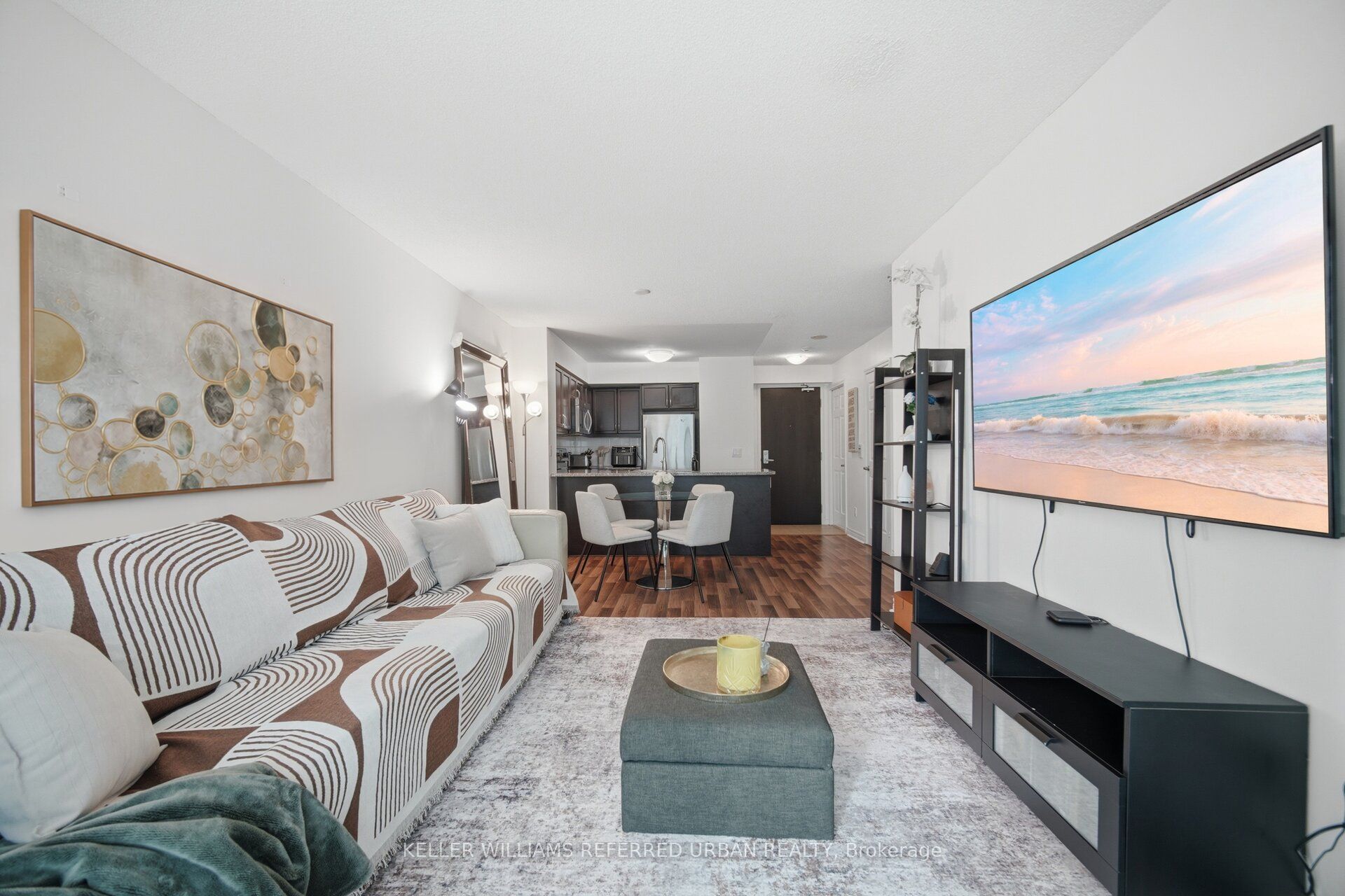 19 Grand Trunk Crescent 3708, Toronto, ON M5J 3A3 photo 3