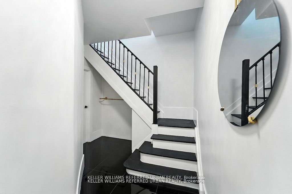 1182 Ossington Avenue Upper, Toronto, ON M6G 3W1 photo 2
