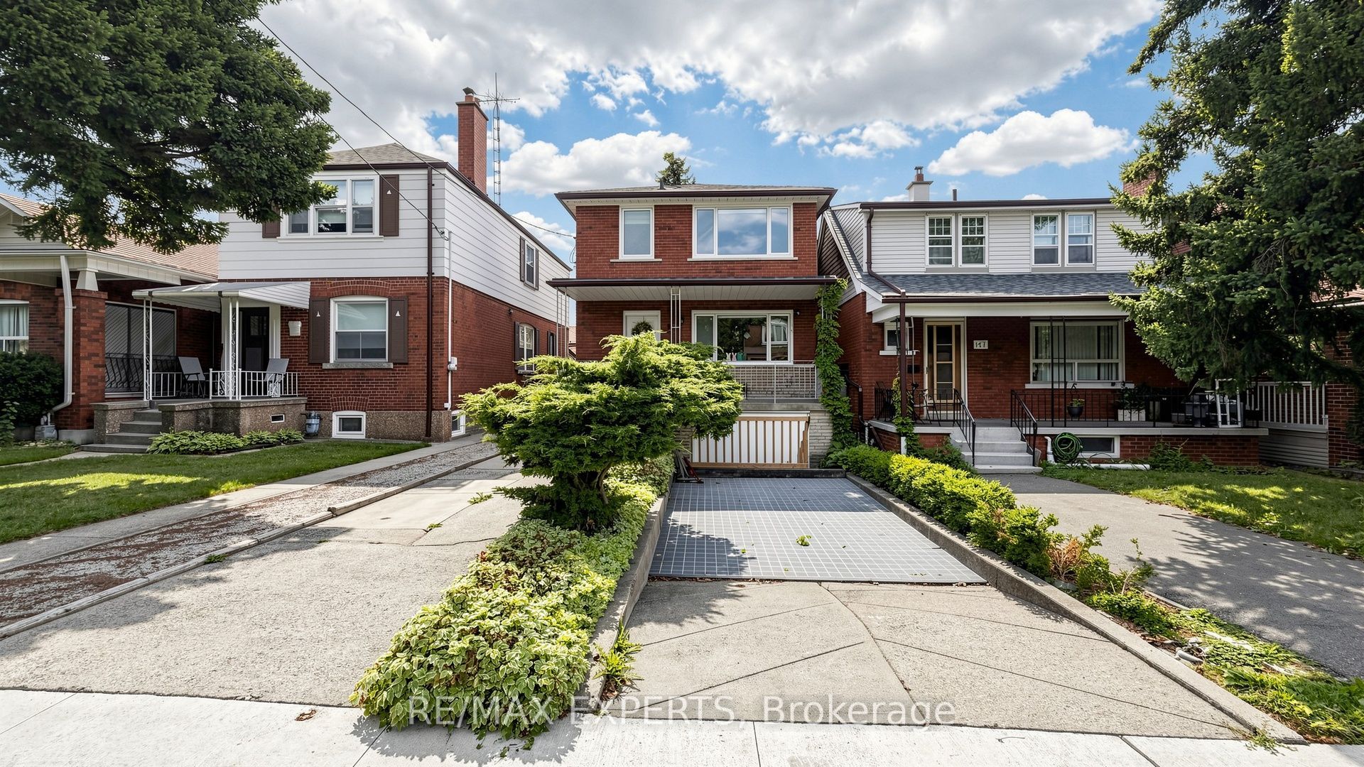 145 Gloucester Grove, Toronto, ON M6C 2A9