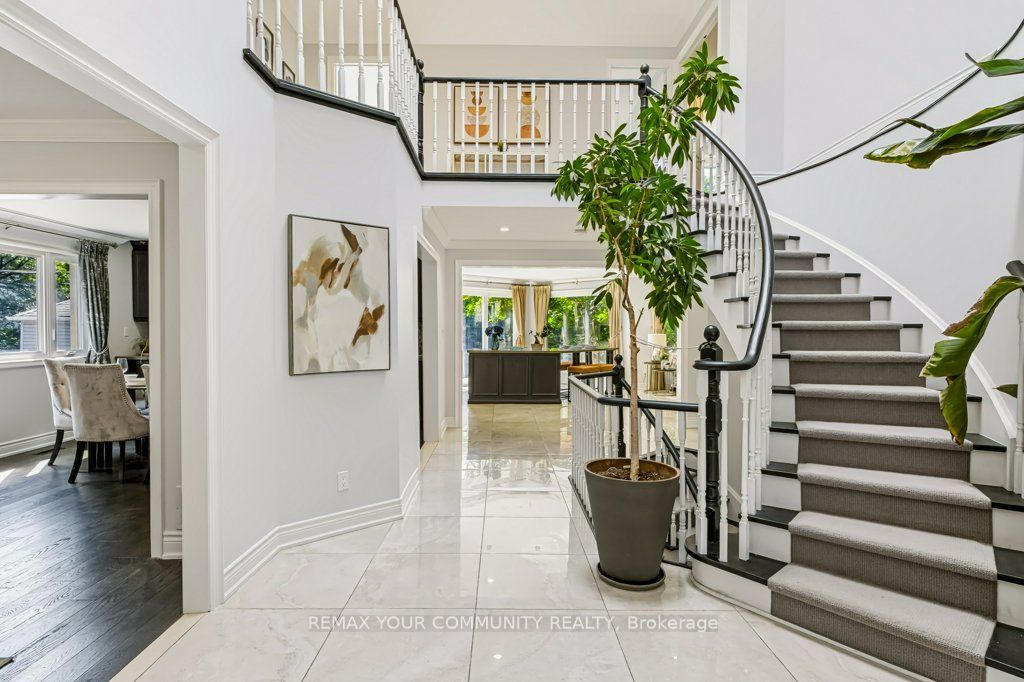 331 Maplehurst Avenue, Toronto, ON M2N 3C7 photo 3