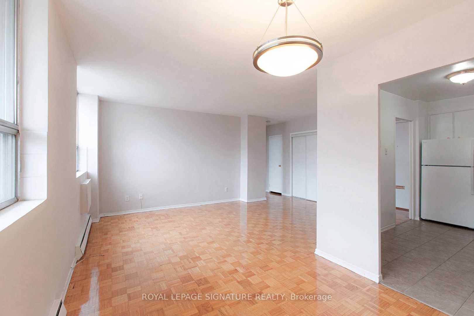 525 Eglinton Avenue 601, Toronto, ON M4P 1N5 photo 2