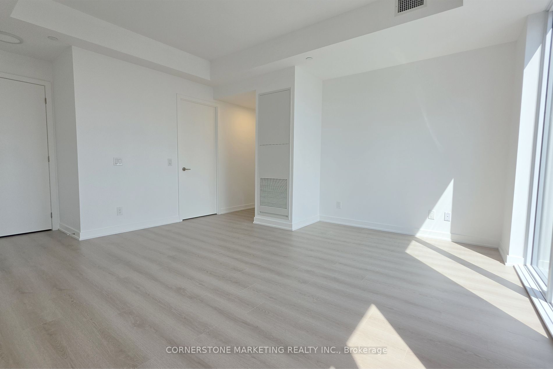 100 Queen Street E 2906, Toronto, ON M5C 0B5 photo 4