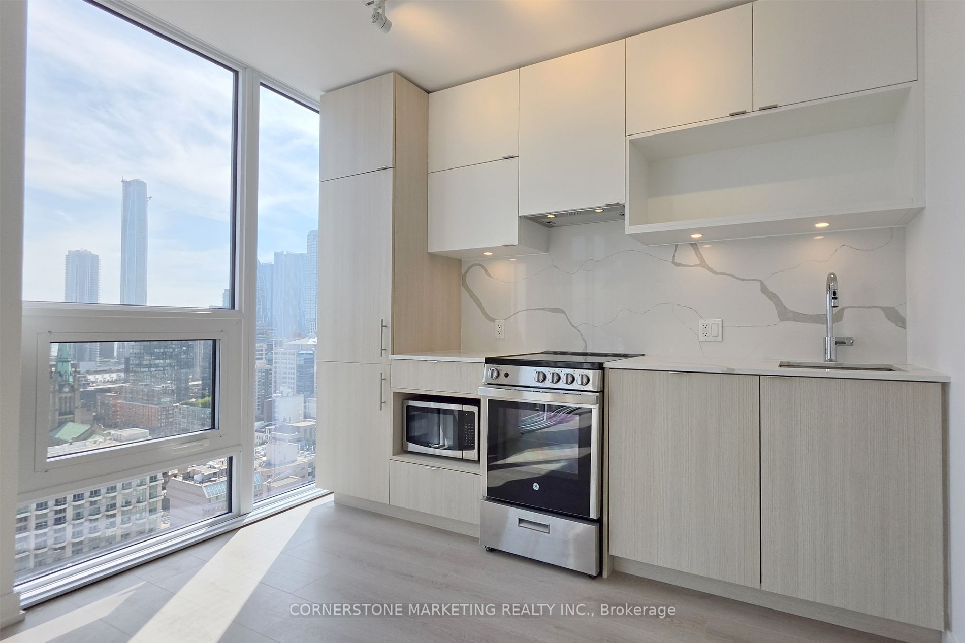 100 Queen Street E 2906, Toronto, ON M5C 0B5 photo 5