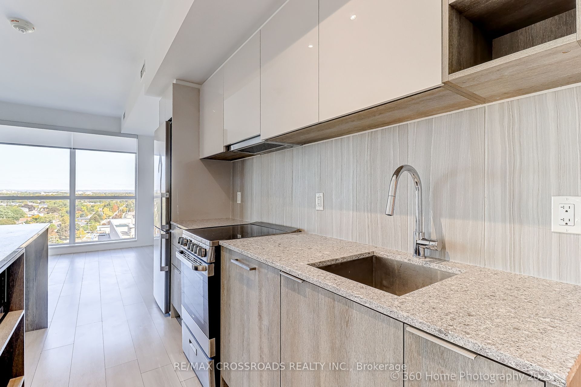 31 Tippett Road 1306, Toronto, ON M3H 0C8 photo 3