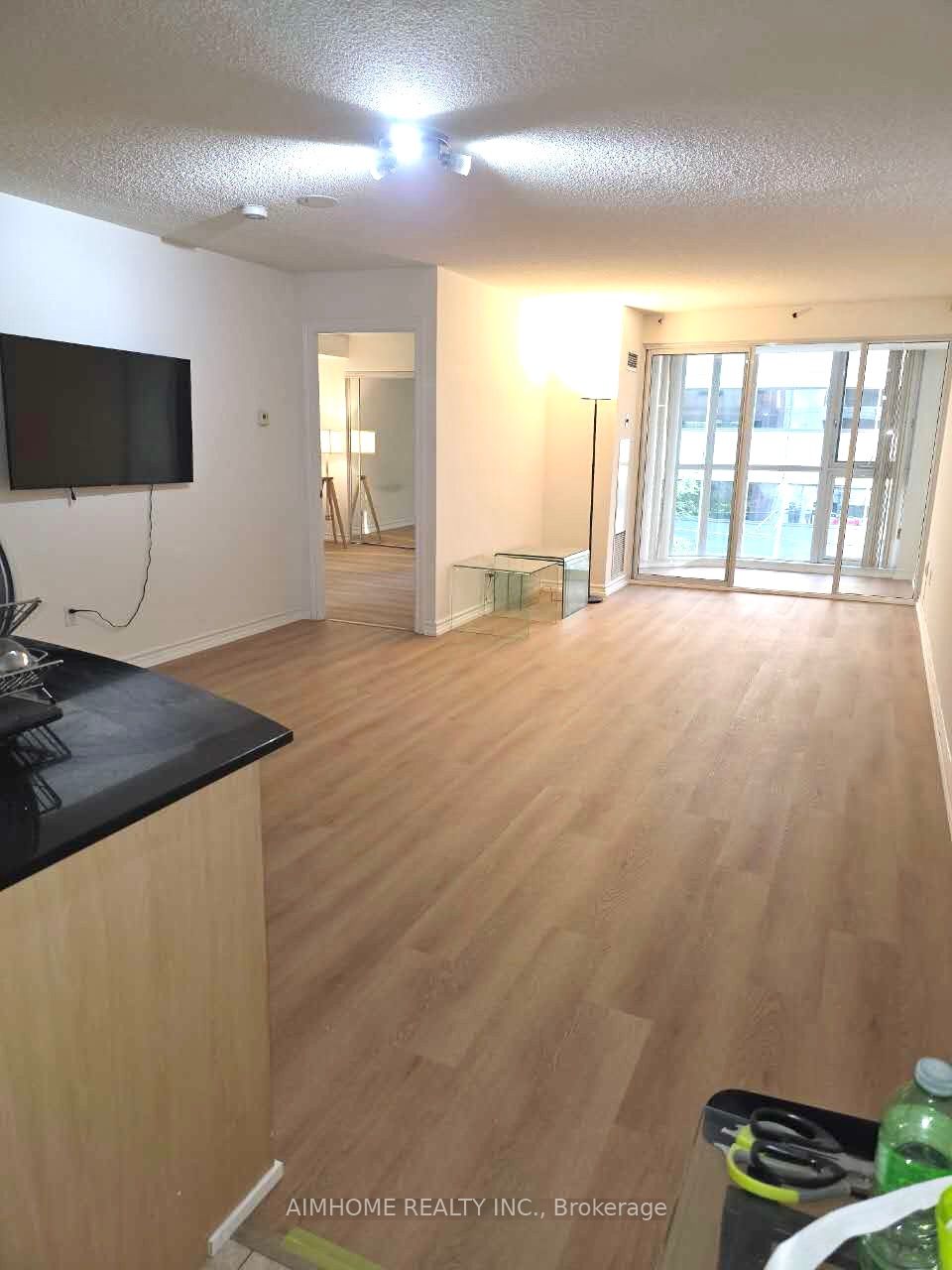 801 Bay Street 301, Toronto, ON M5S 1Y9 photo 3