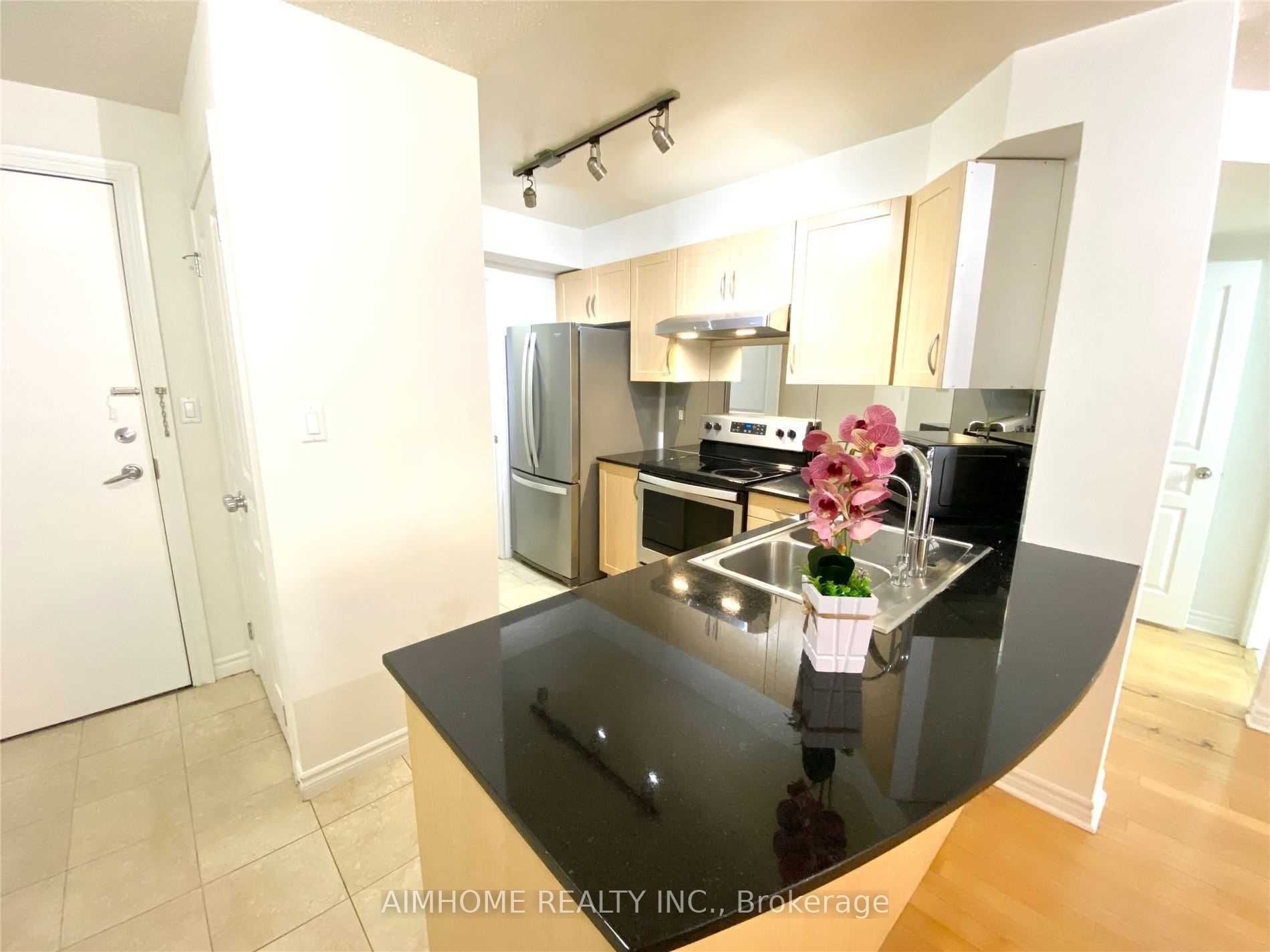 801 Bay Street 301, Toronto, ON M5S 1Y9 photo 5