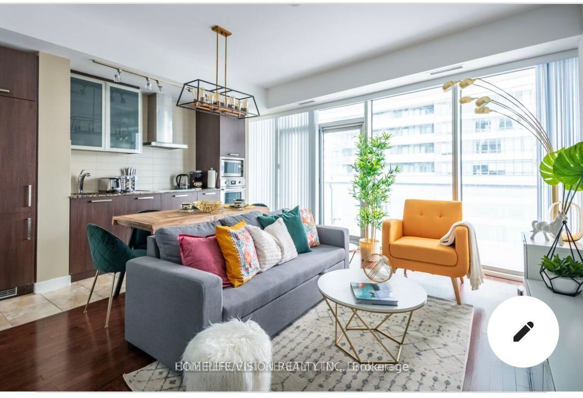 14 York Street W 1601, Toronto, ON M5J 0B1 photo 5