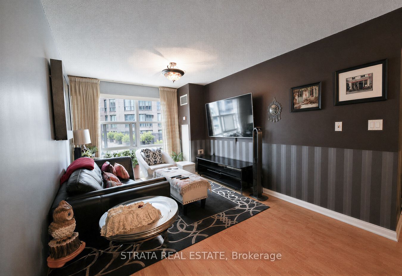 11 St Joseph Street 304, Toronto, ON M4Y 3G4 photo 2