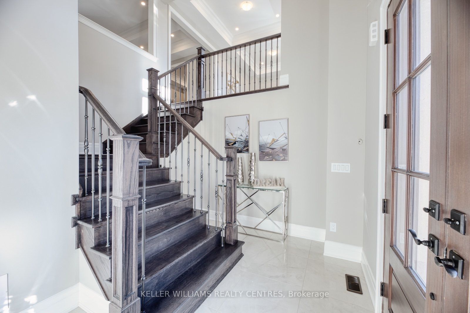 7 Becky Cheung Court, Toronto, ON M2M 2E7 photo 4