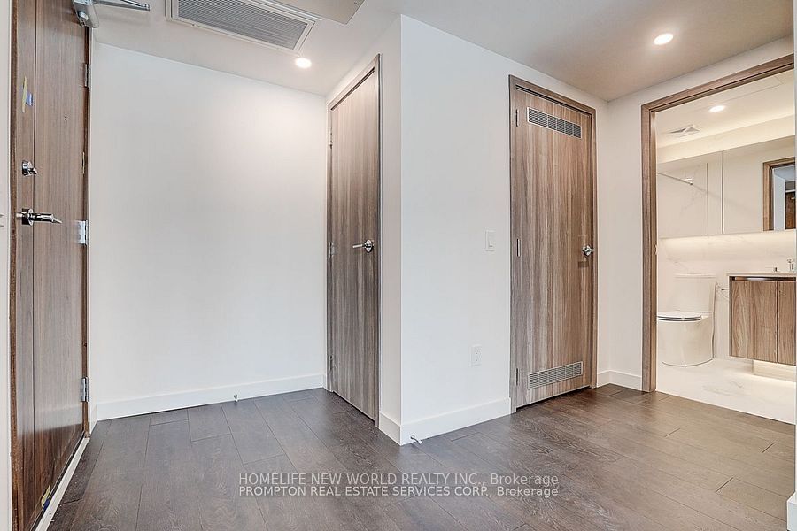 1 Concord Cityplace Way 538, Toronto, ON M5V 0X3 photo 2