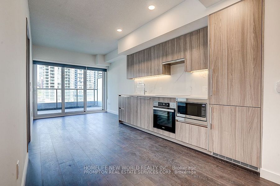 1 Concord Cityplace Way 538, Toronto, ON M5V 0X3 photo 4