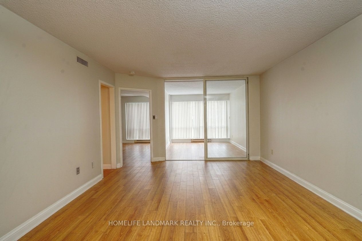 1001 Bay Street 511, Toronto, ON M5S 3A6 photo 2