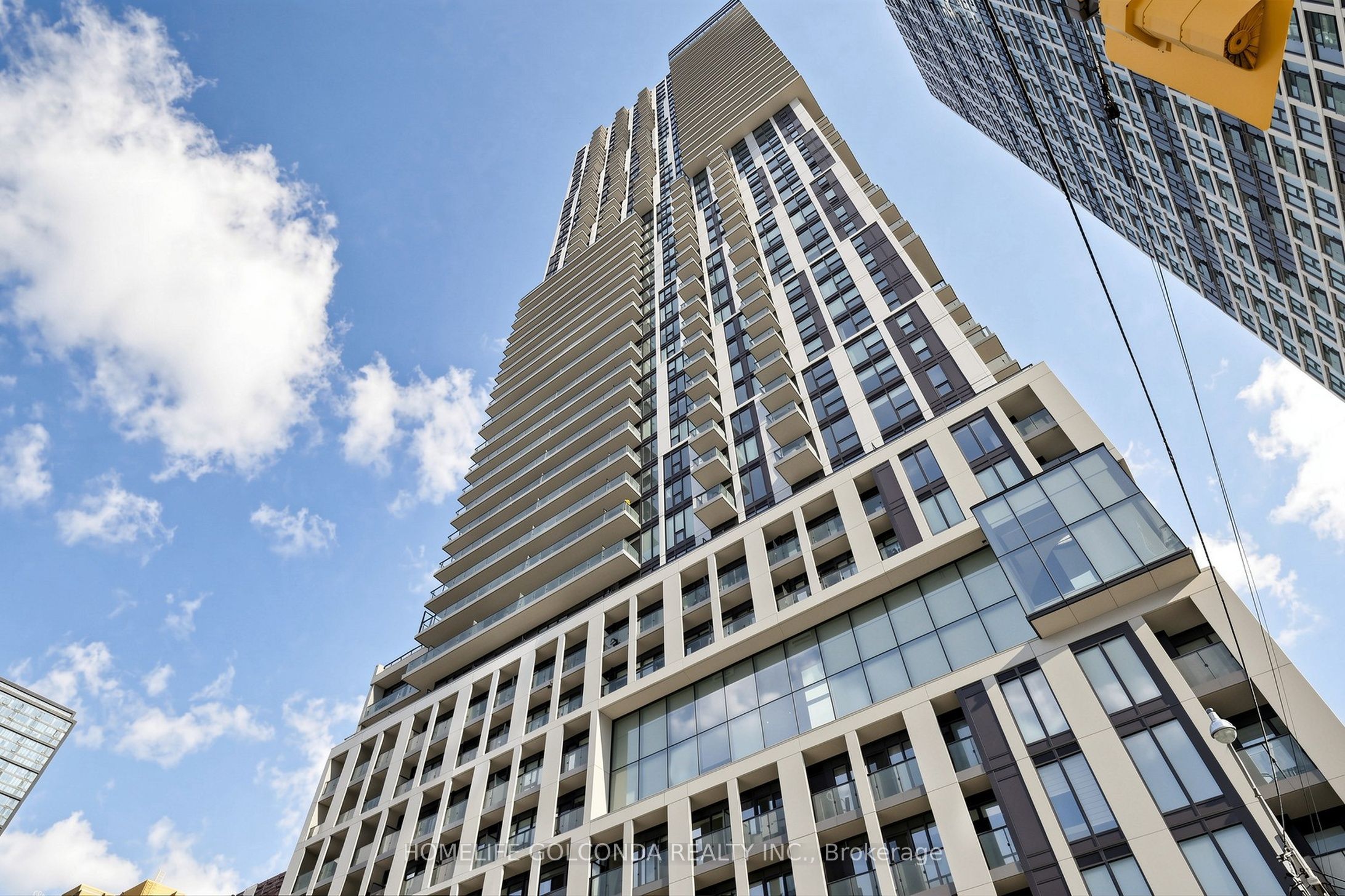 251 Jarvis Street 2714, Toronto, ON M5B 0C3 photo 3