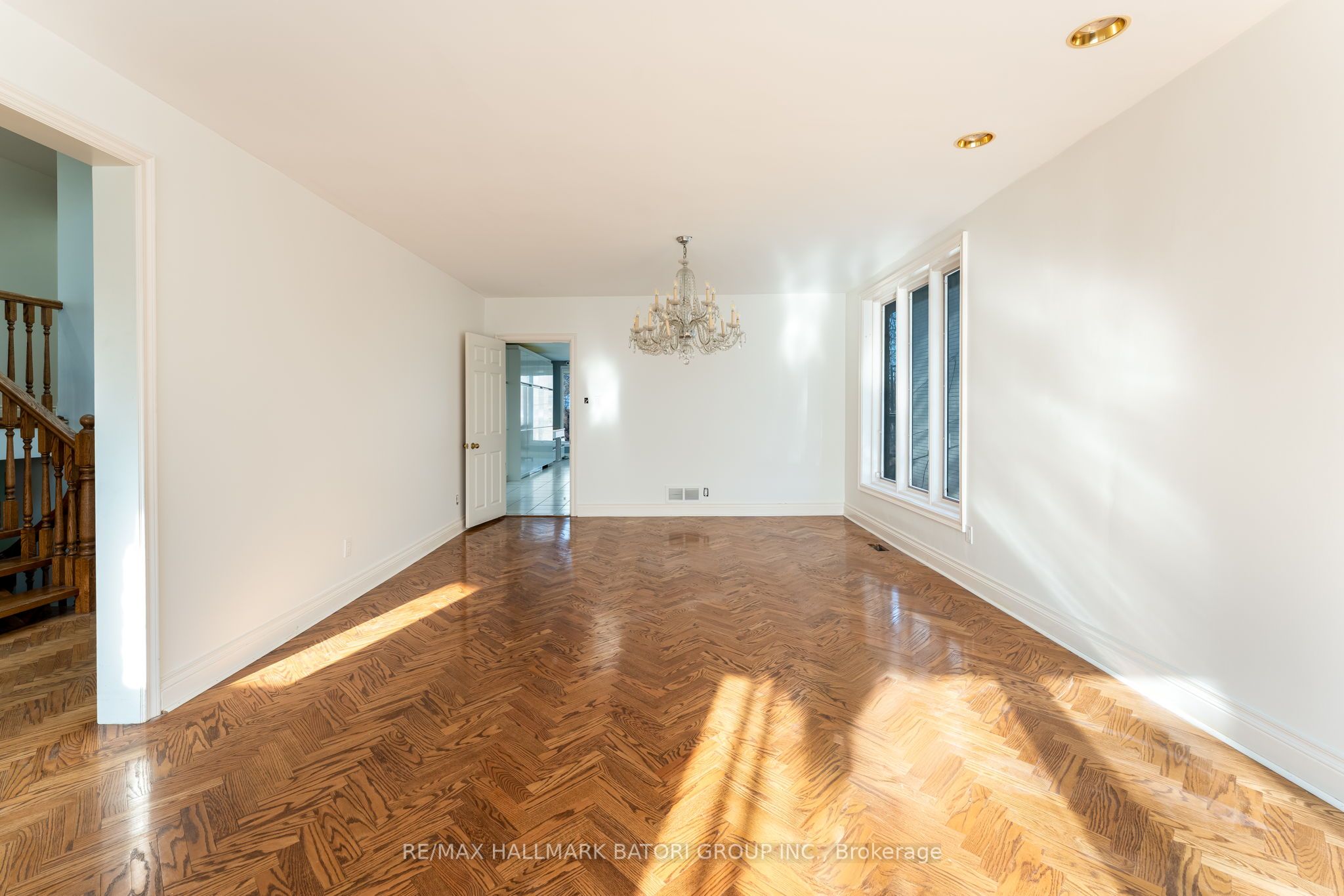 64 Prue Avenue, Toronto, ON M6B 1R5 photo 4