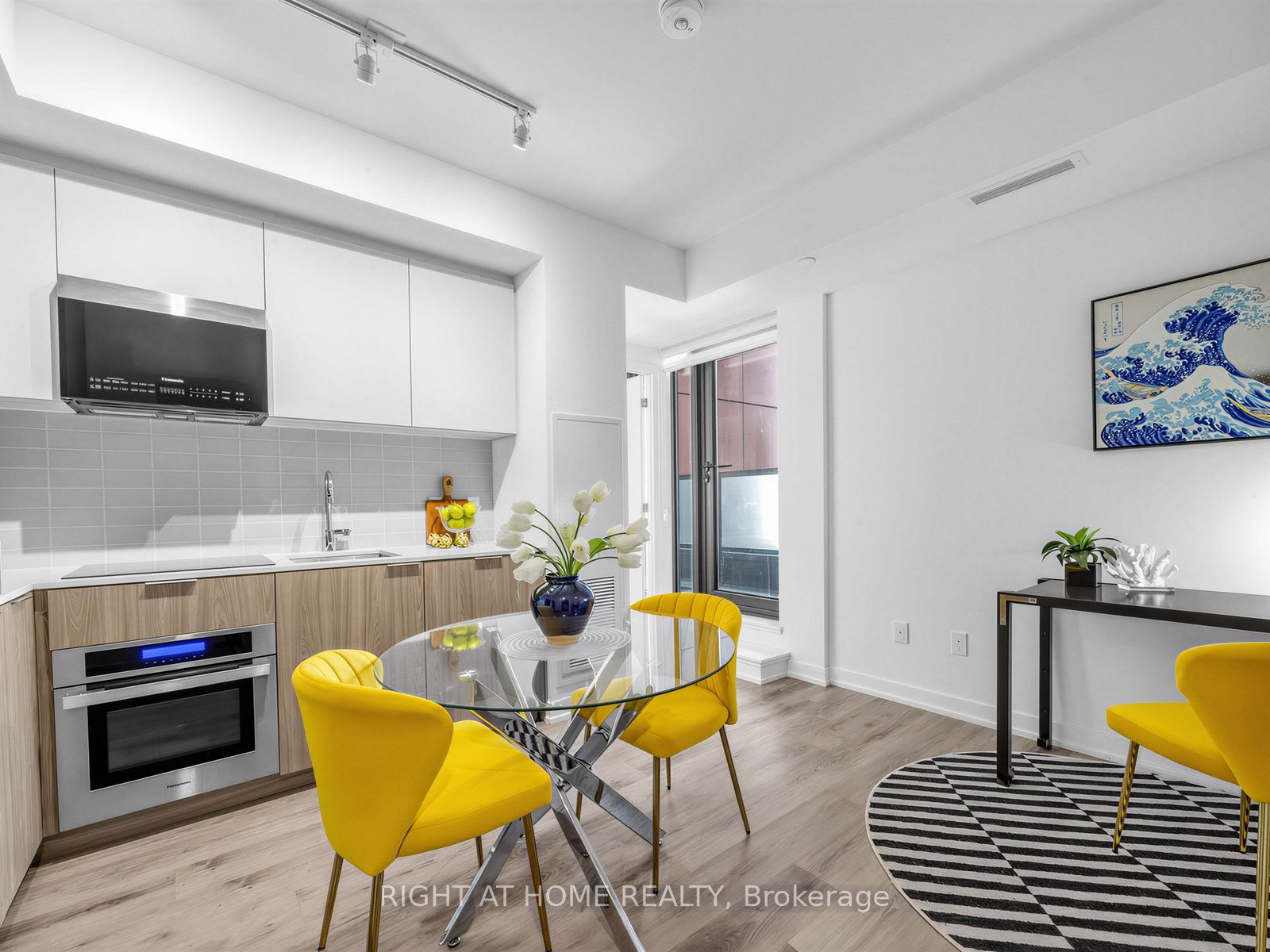 28 Eastern Avenue 723, Toronto, ON M5A 0Y2