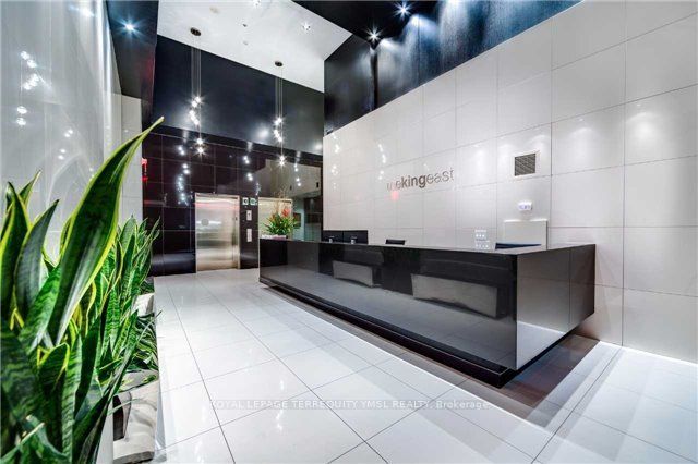 318 King Street E 1008, Toronto, ON M5A 0C1 photo 3