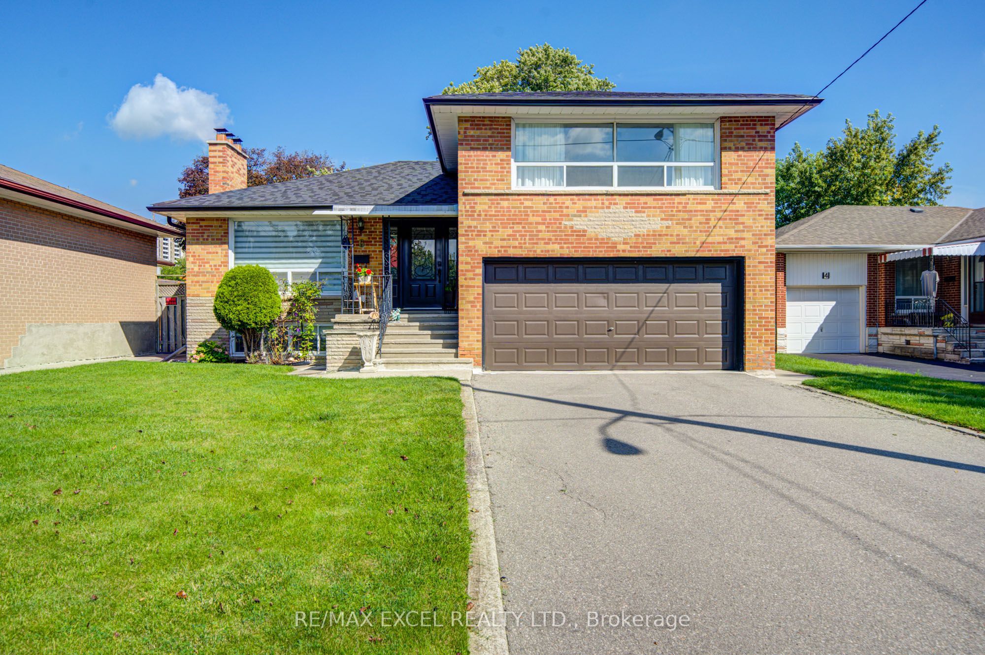 6 Averill Crescent, Toronto, ON M2M 2A9 photo 2