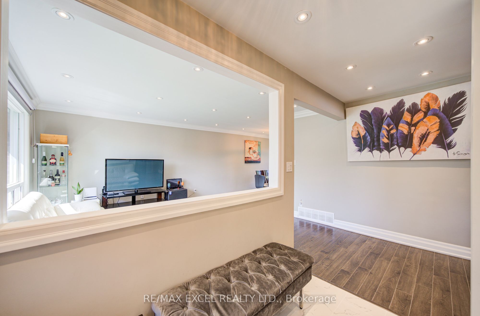 6 Averill Crescent, Toronto, ON M2M 2A9 photo 5