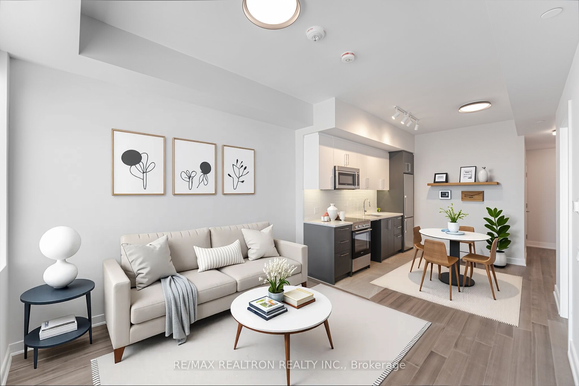 664 Spadina Avenue 904, Toronto, ON M5S 2H7