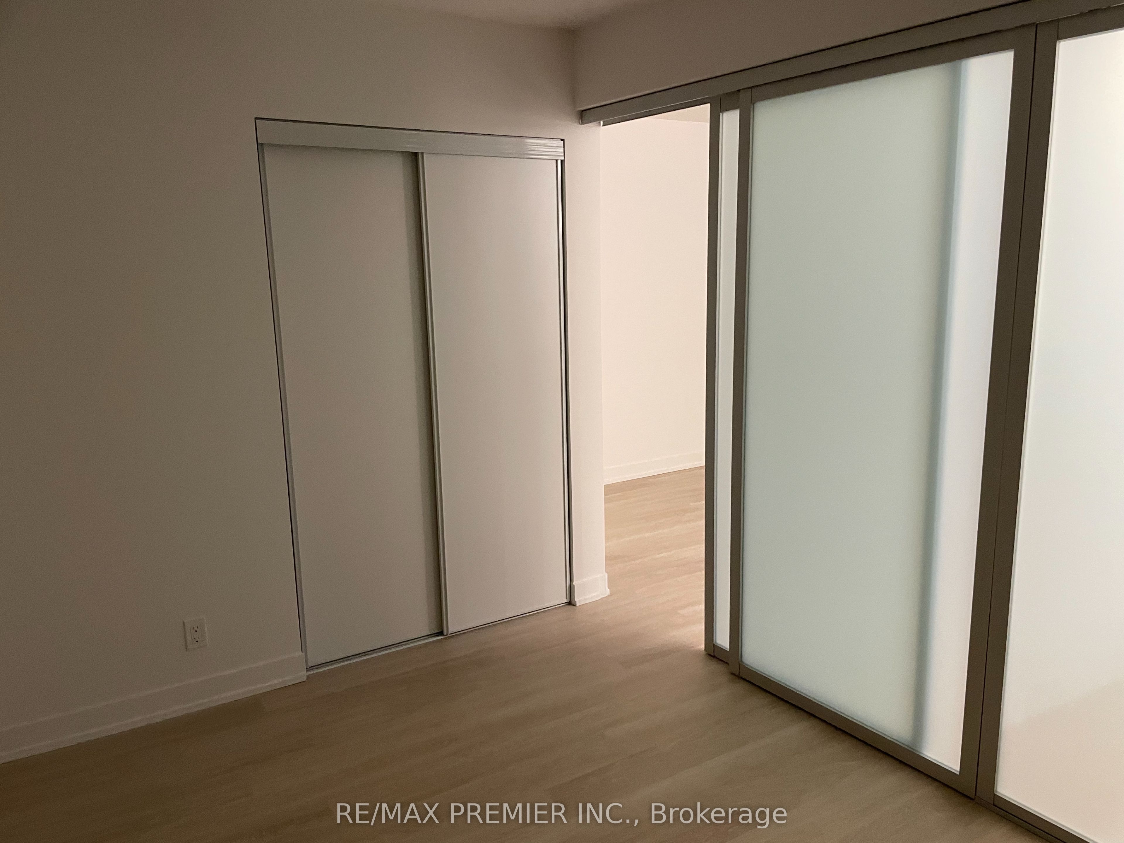 30 Tretti Way 733, Toronto, ON M3H 0E3 photo 5