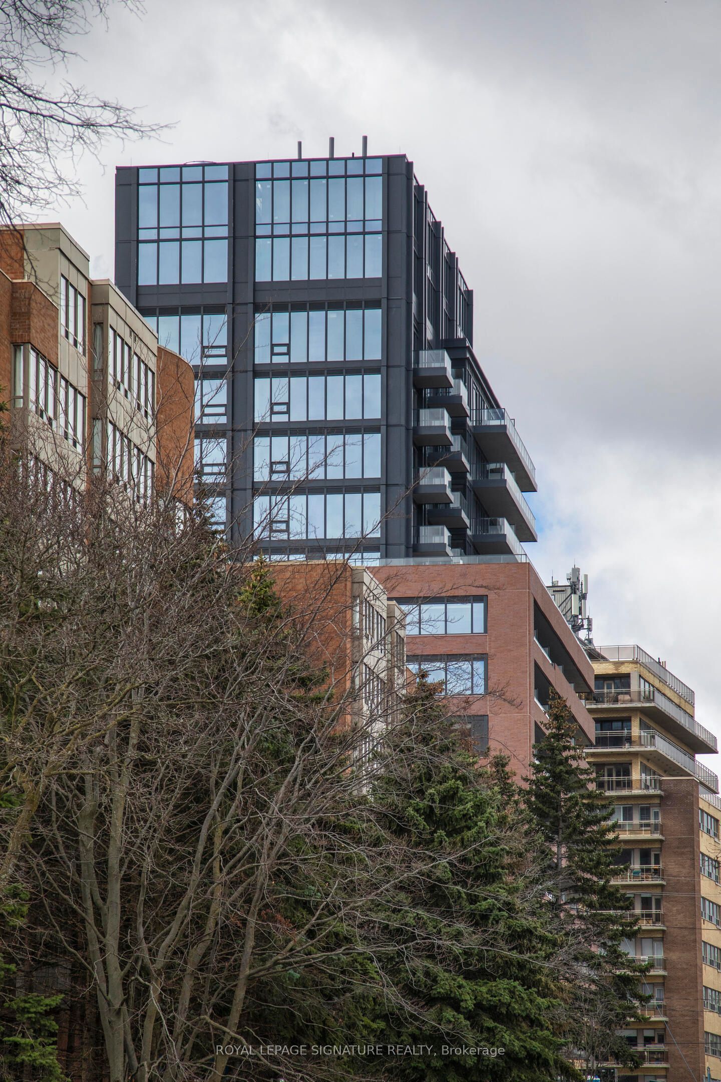 2525 Bathurst Street 910, Toronto, ON M6B 2Y9 photo 5
