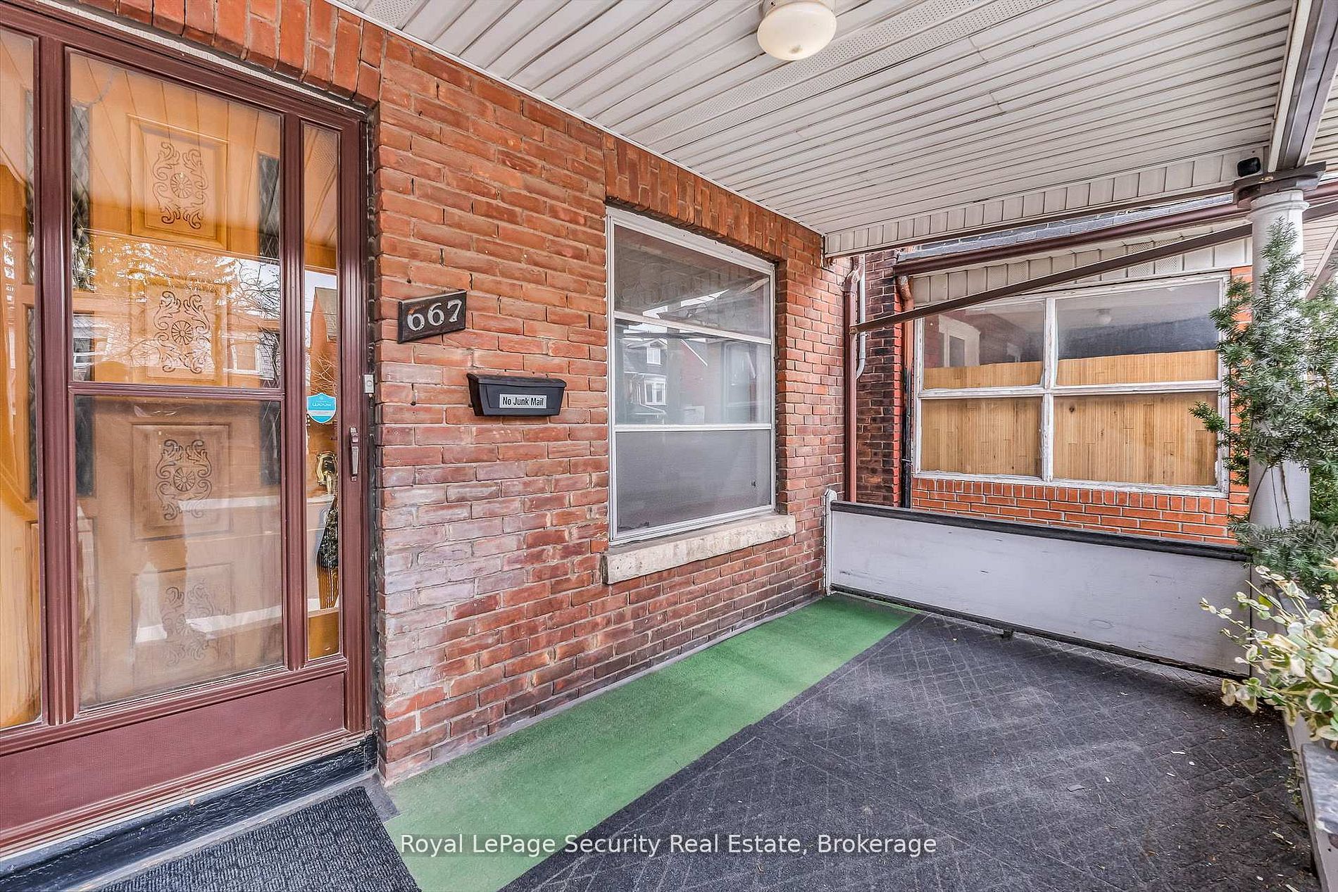 667 Ossington Avenue, Toronto, ON M6G 3T6 photo 3