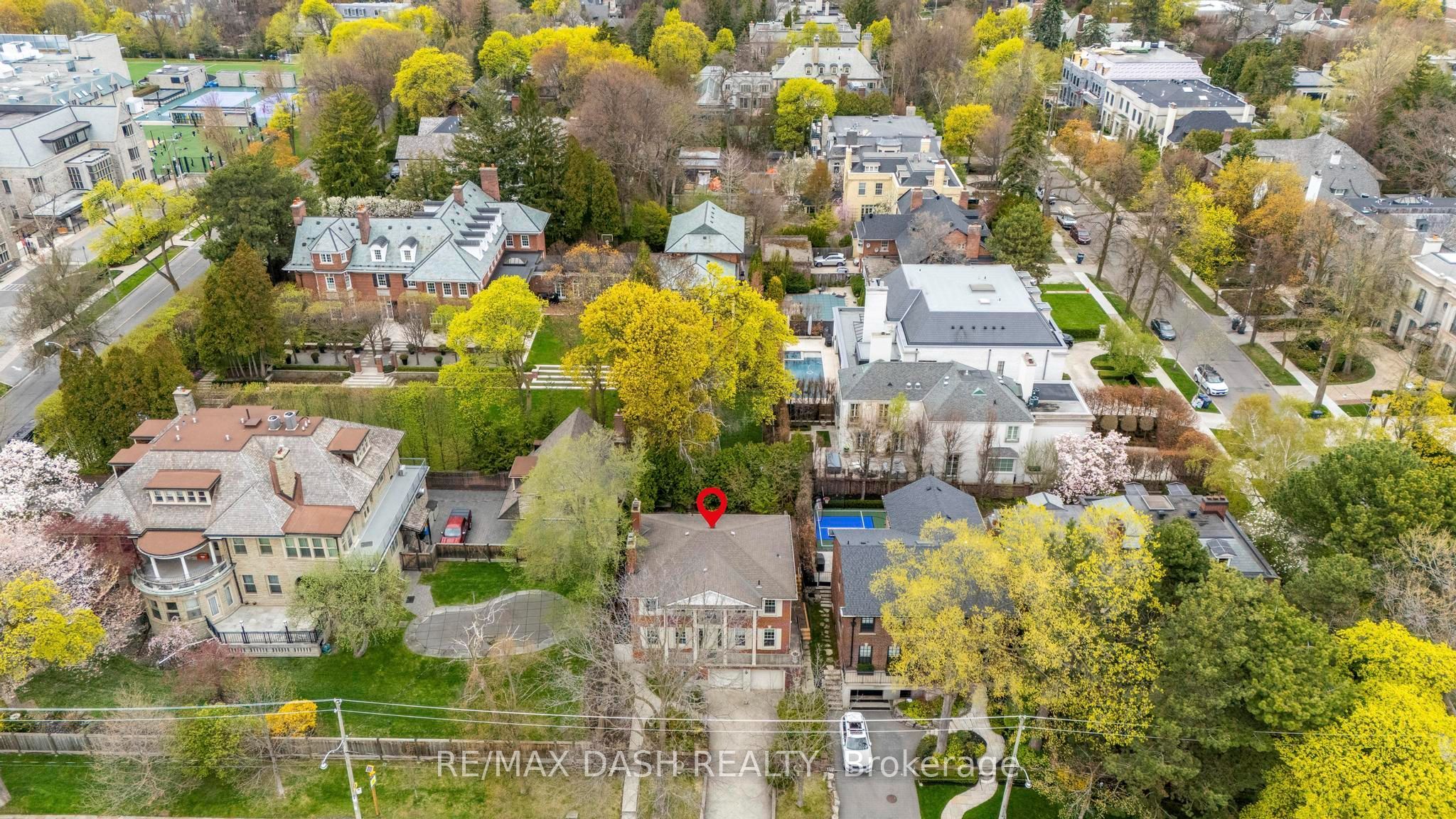 268 Lonsdale Road, Toronto, ON M4V 1X1