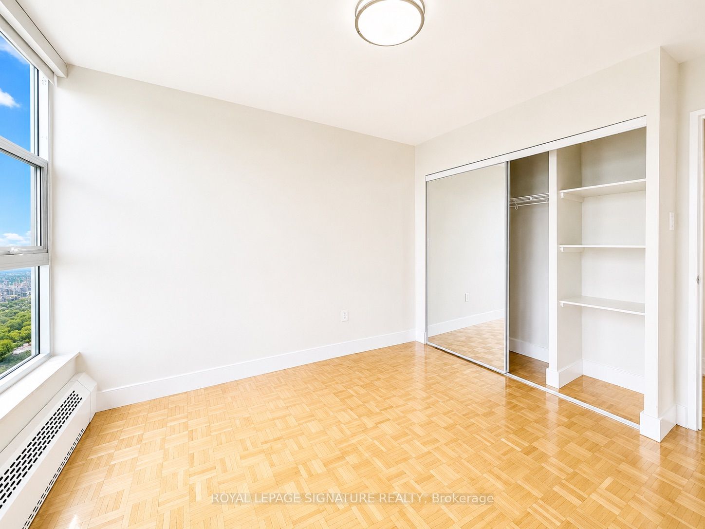 666 Spadina Avenue 410, Toronto, ON M5S 2H8 photo 3
