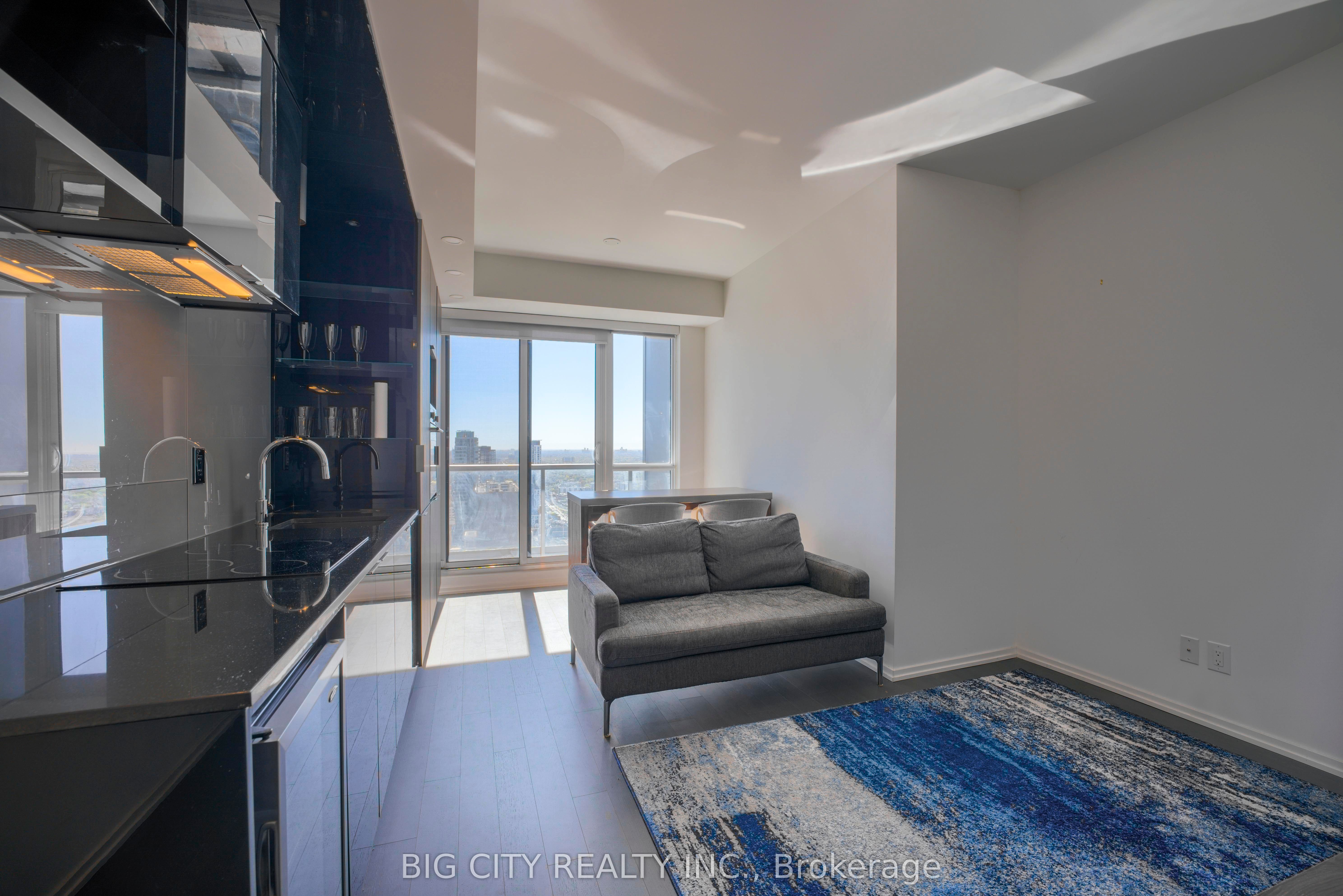 70 Temperance Street 4014, Toronto, ON M5H 0B1 photo 4