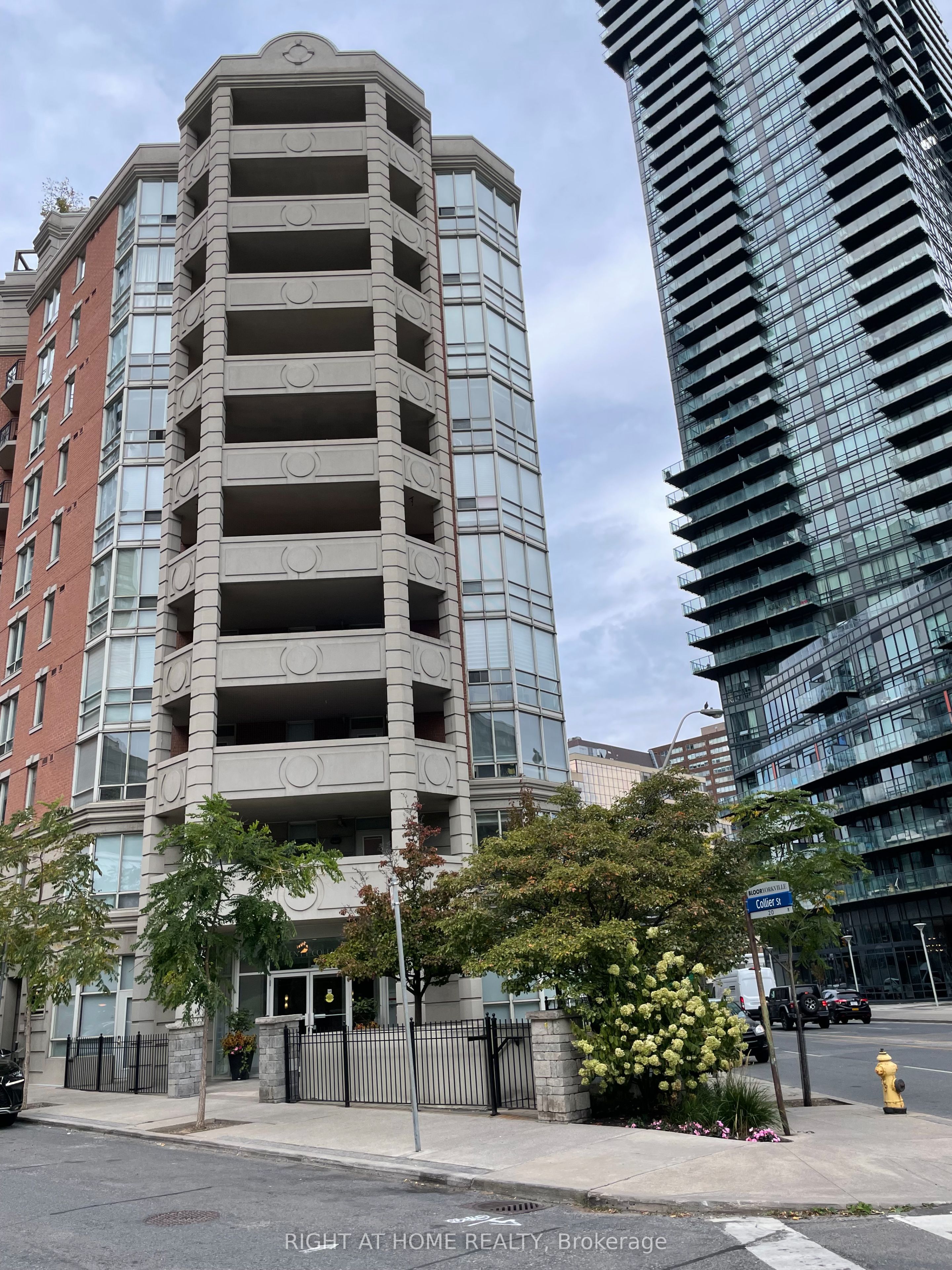 20 Collier Street 407, Toronto, ON M4W 3Y4