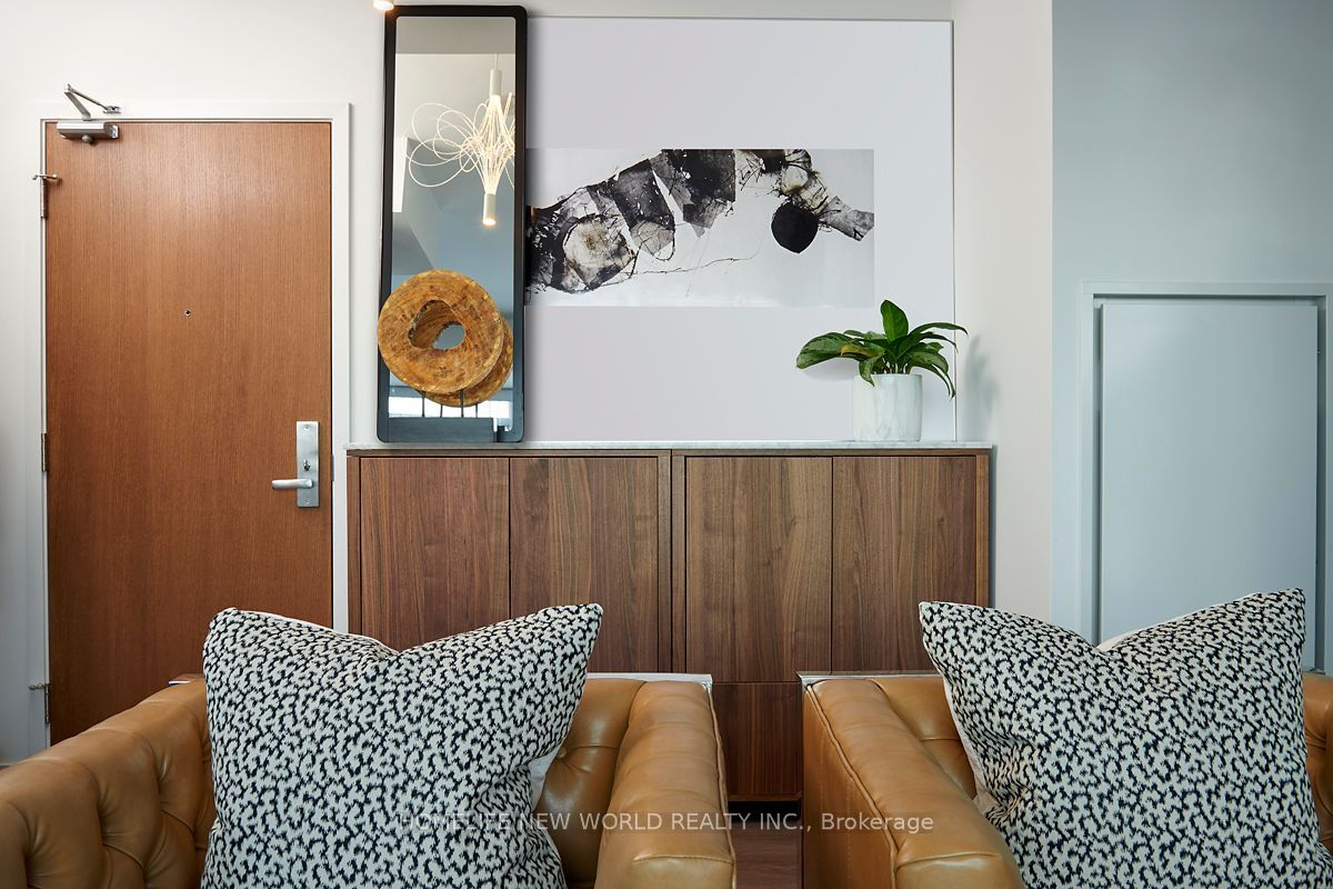 783 Bathurst Street 803, Toronto, ON M5S 0A8 photo 5