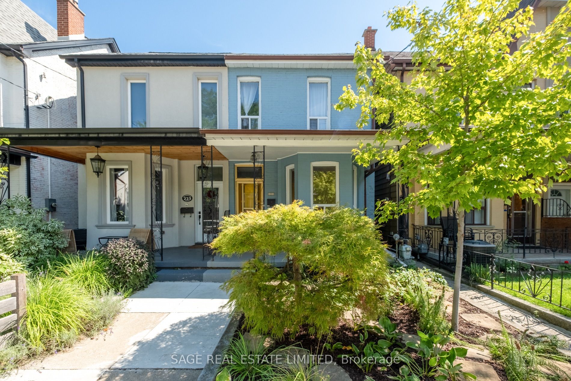 221 Palmerston Avenue, Toronto, ON M6J 2J3 photo 2