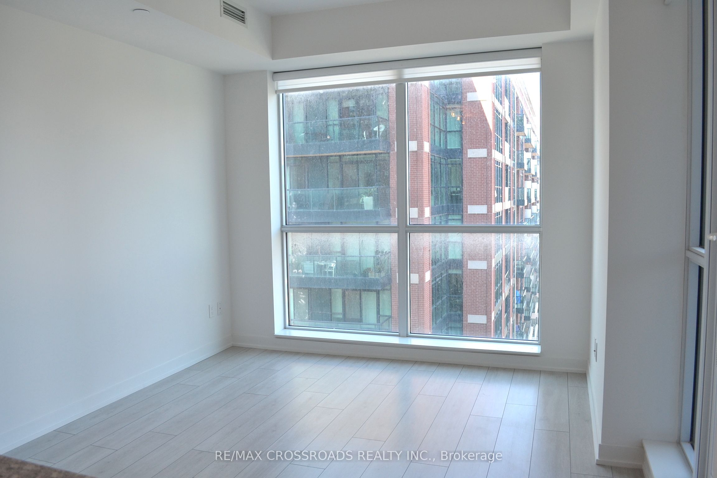 31 Tippett Road 735, Toronto, ON M3H 0C8 photo 5