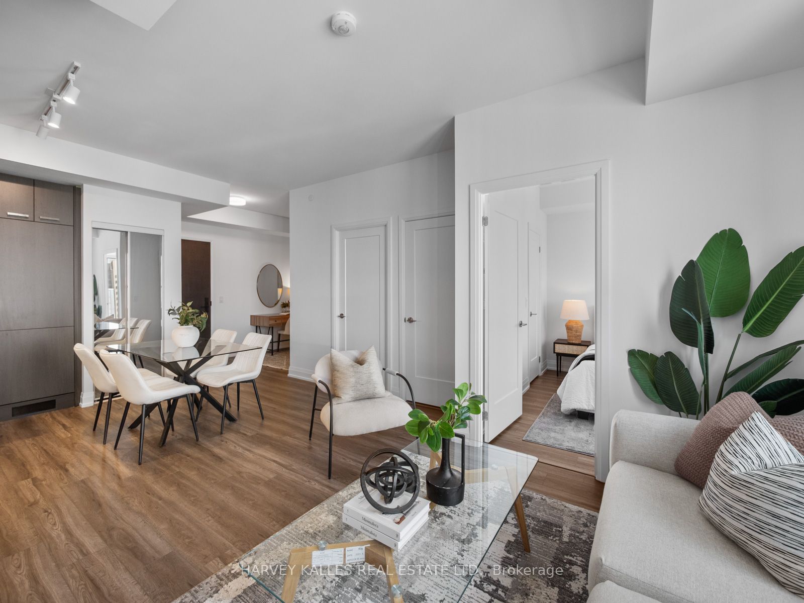 20 Soudan Avenue 3609, Toronto, ON M4S 0E2 photo 5