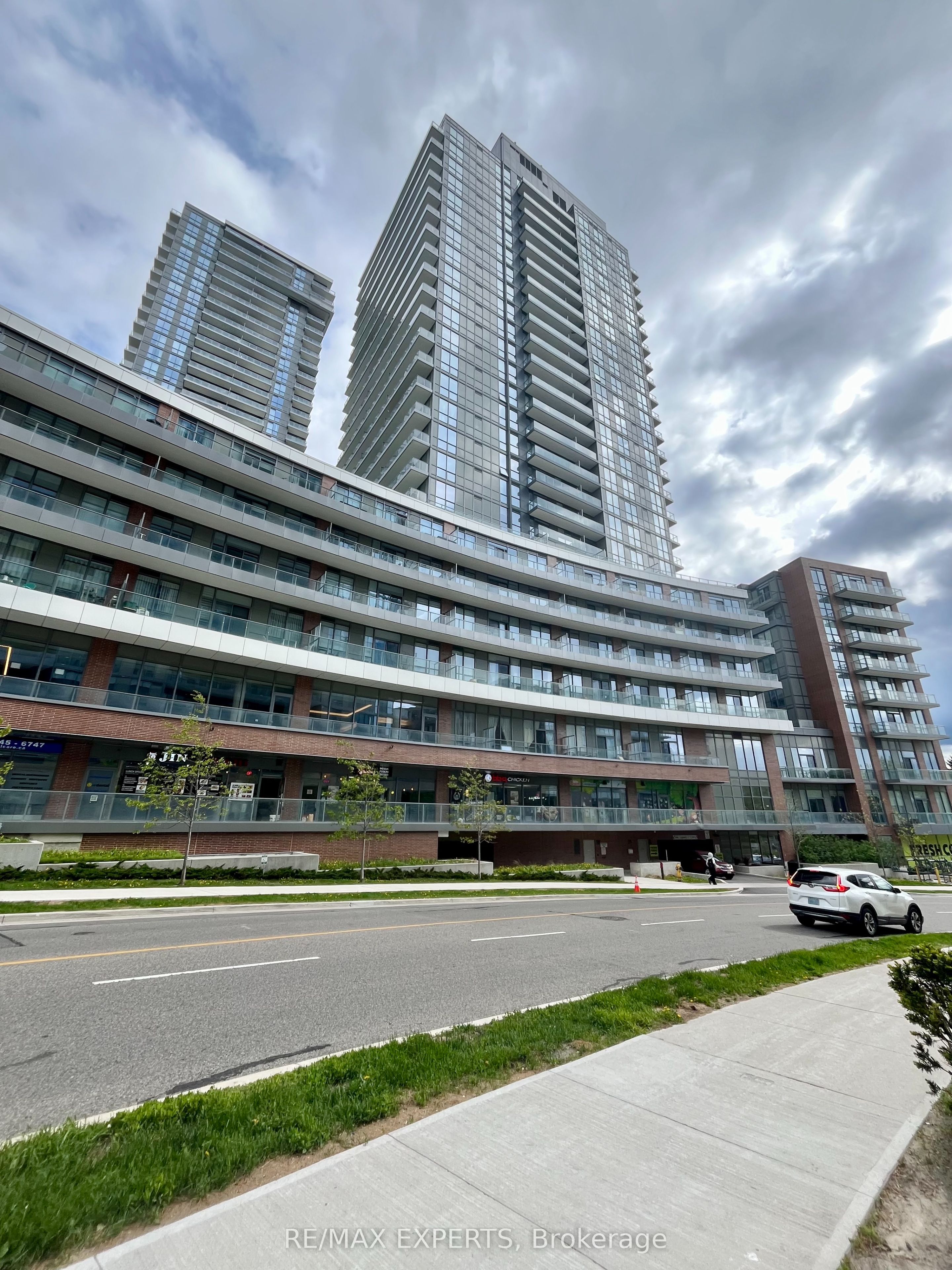 38 Forest Manor Road 419, Toronto, ON M2J 1M5