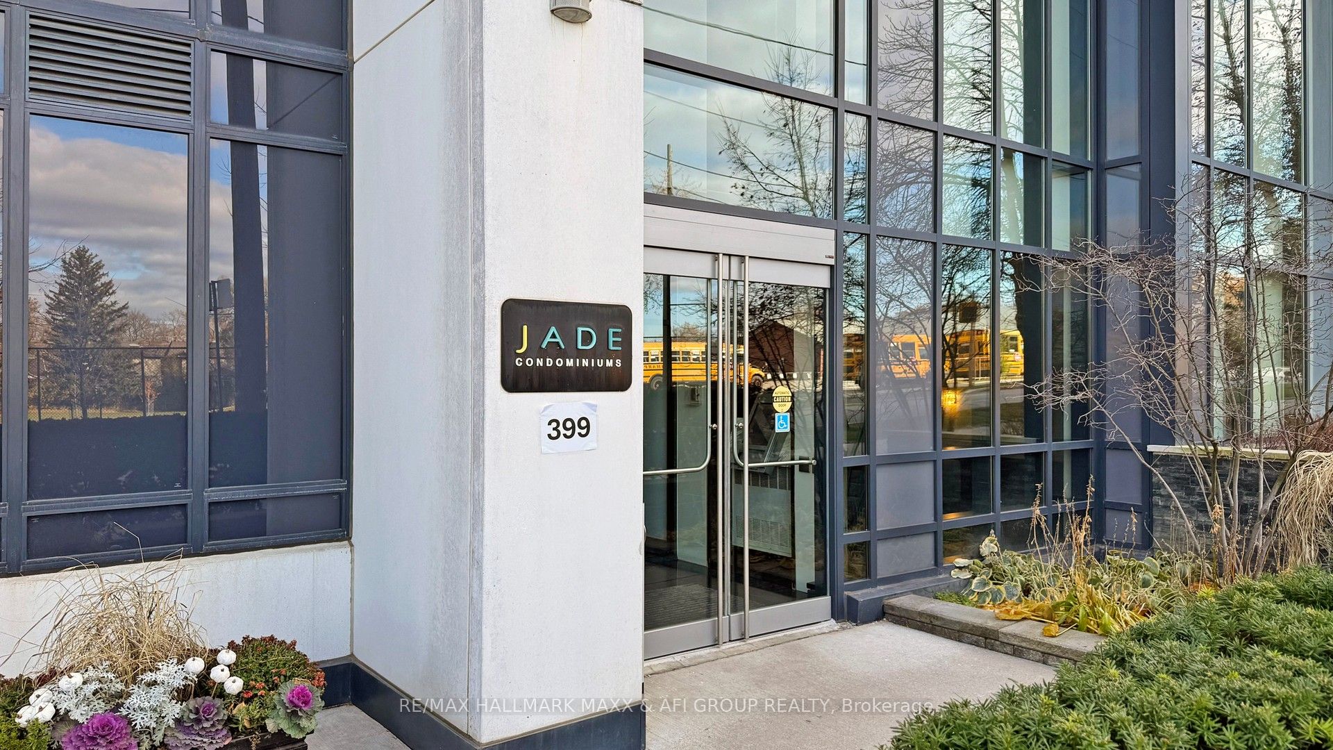 399 Spring Garden Avenue 617, Toronto, ON M2N 3H6 photo 3
