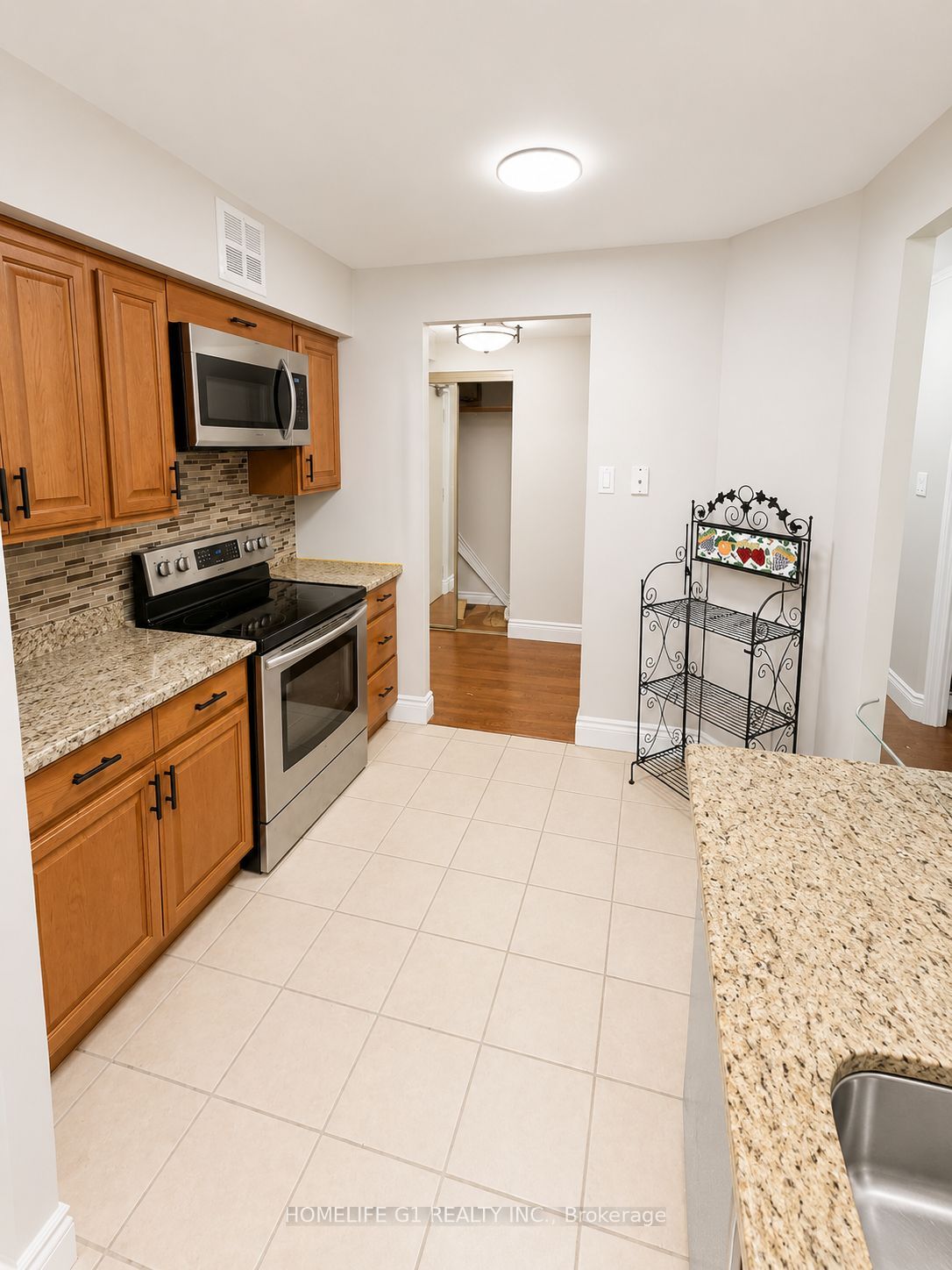 633 Bay Street 301, Toronto, ON M5G 2G4 photo 4