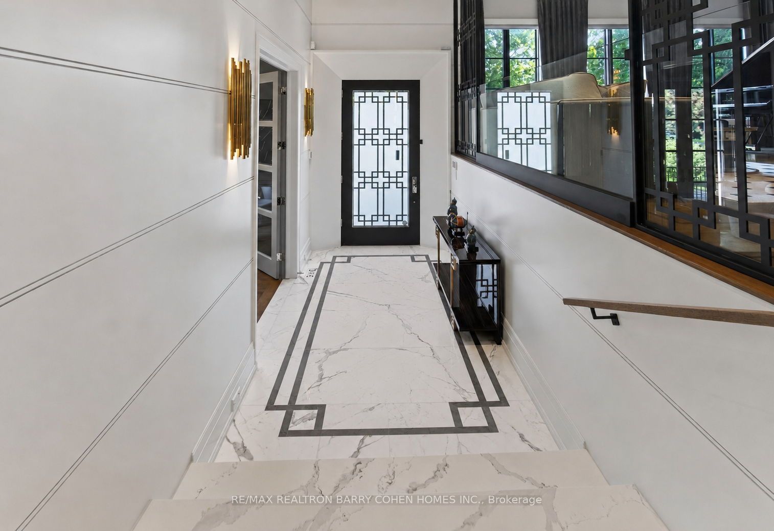 154 Yonge Boulevard, Toronto, ON M5M 3H4 photo 3