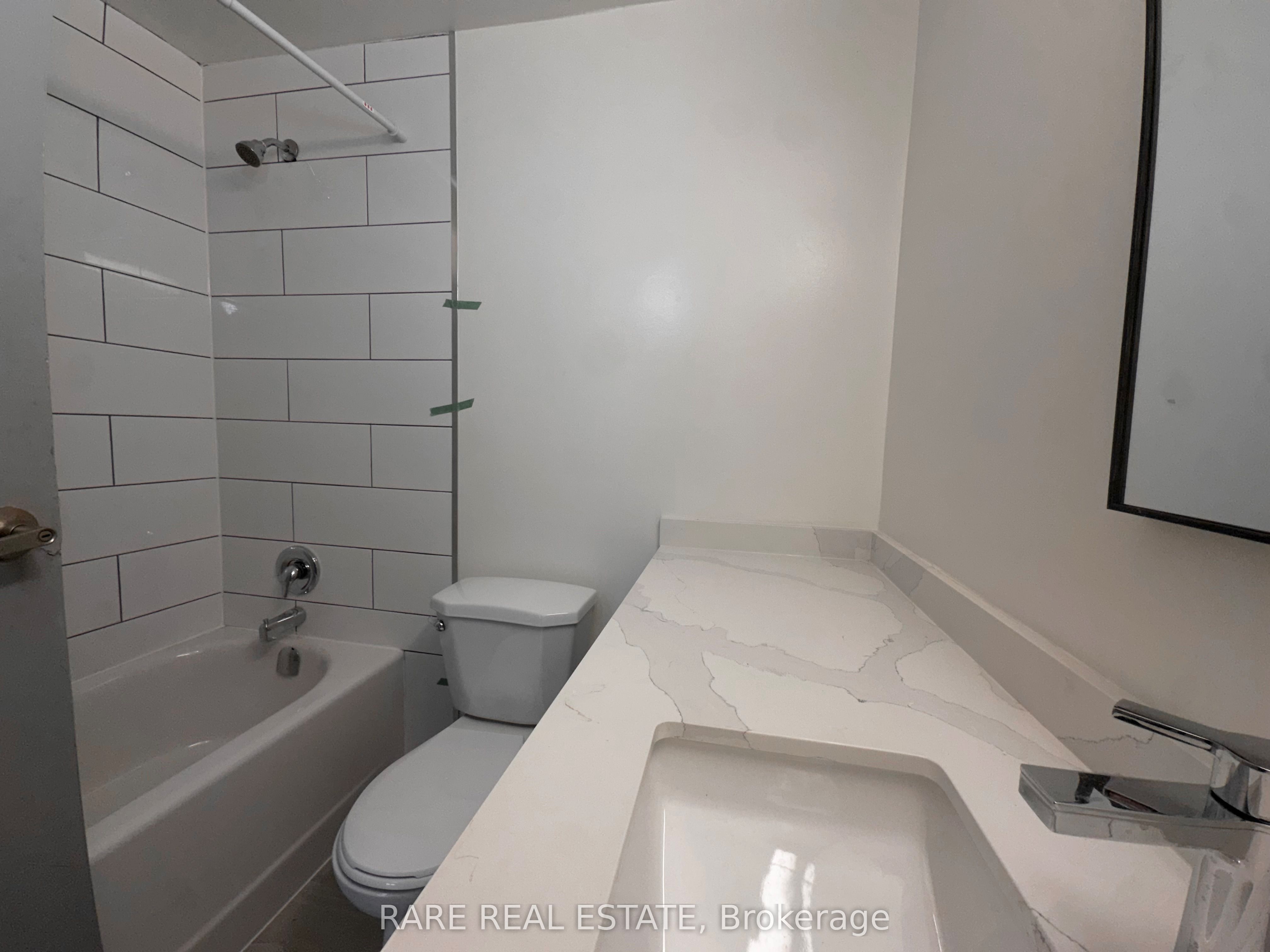 99 Bellevue Avenue 8, Toronto, ON M5T 2N8 photo 2