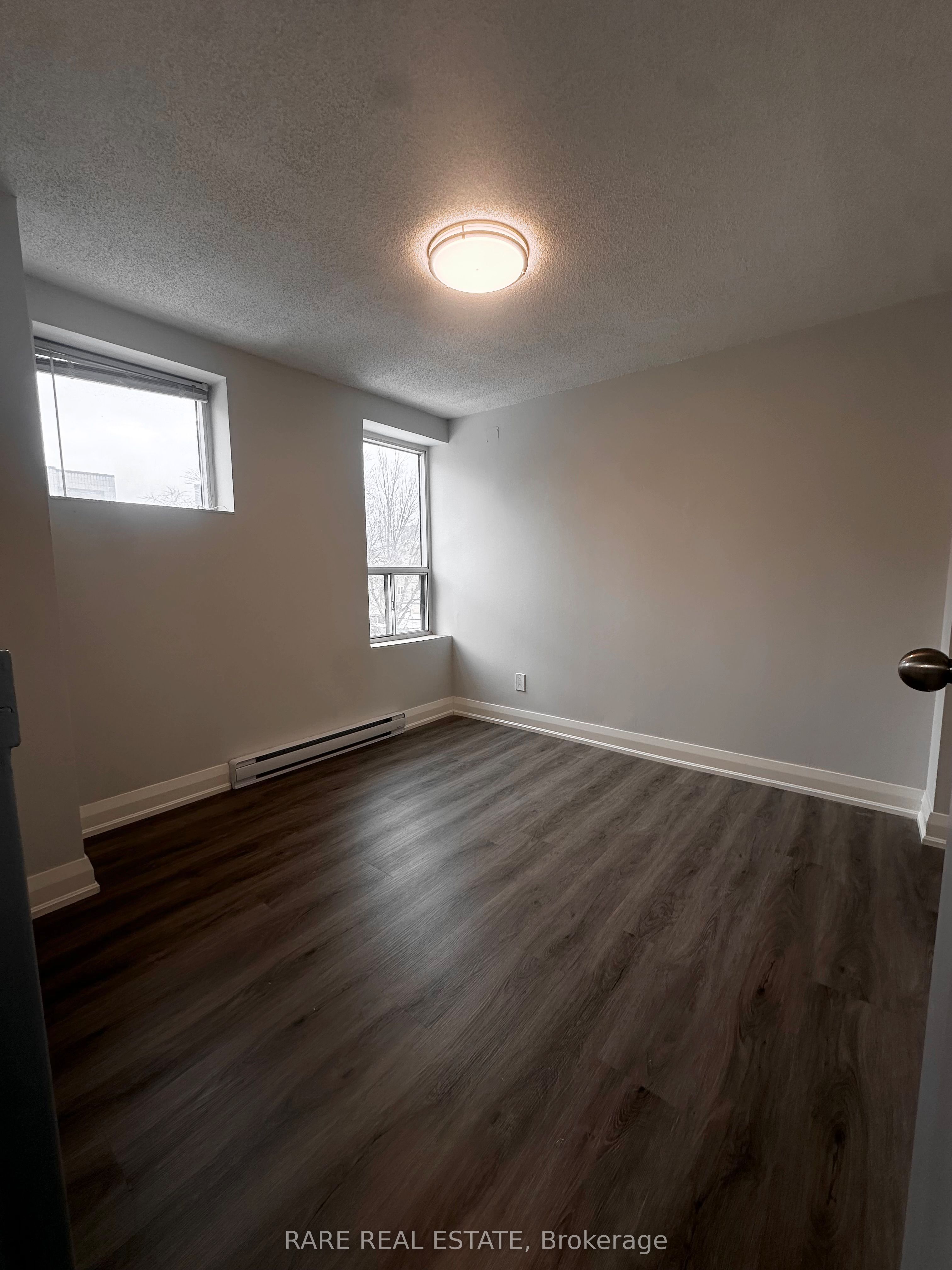 99 Bellevue Avenue 8, Toronto, ON M5T 2N8 photo 5