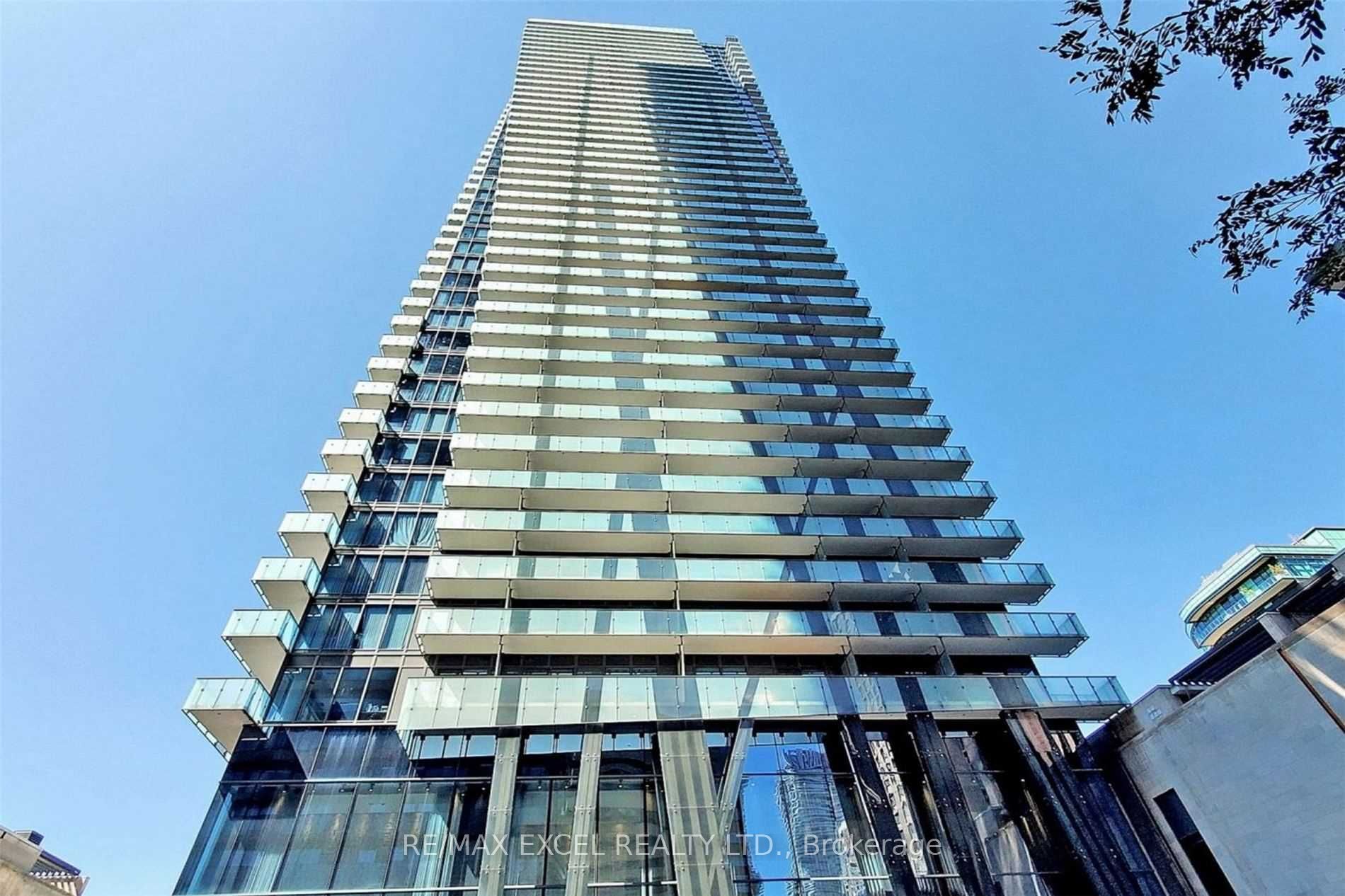 65 St Mary Street 810, Toronto, ON M5S 0A6 photo 3