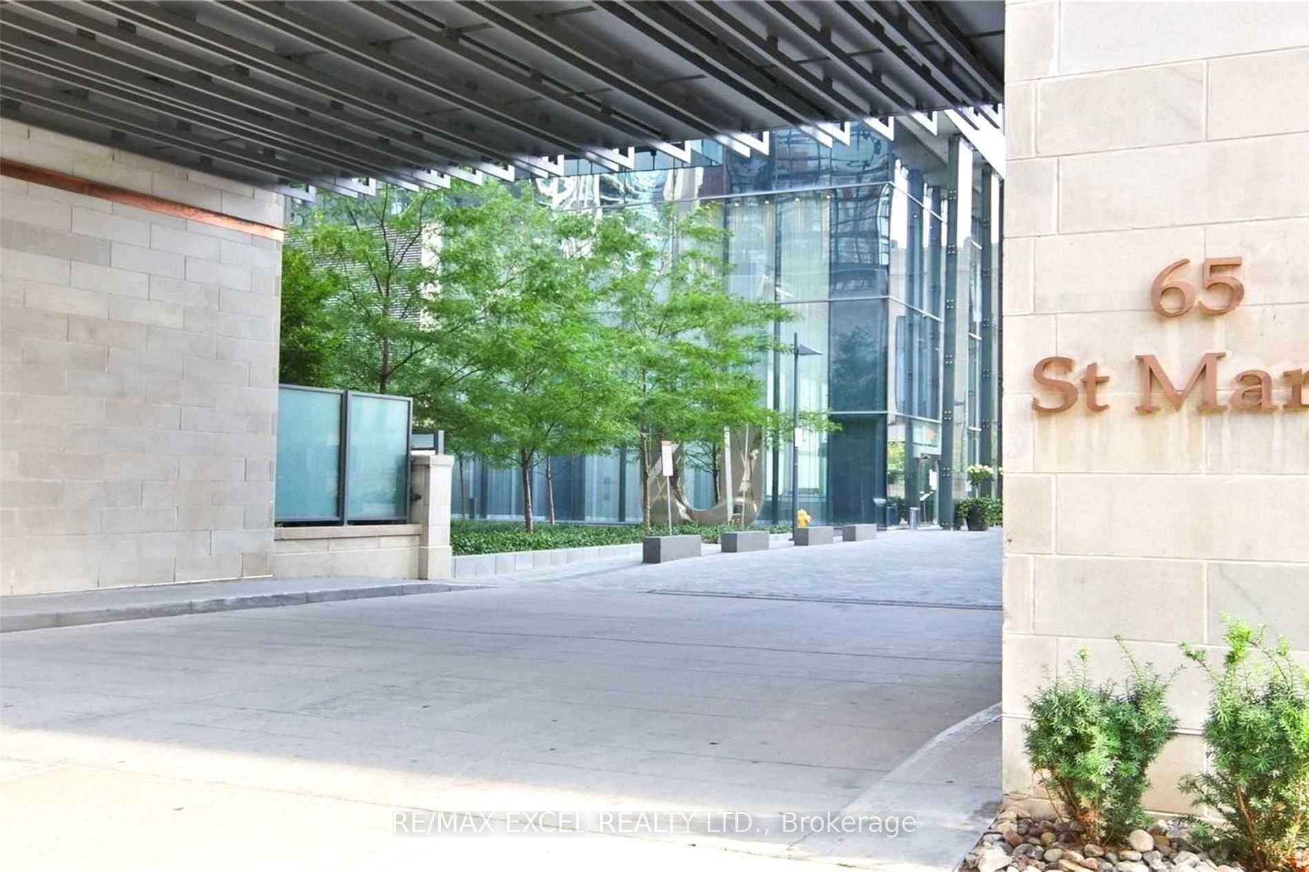 65 St Mary Street 810, Toronto, ON M5S 0A6 photo 5