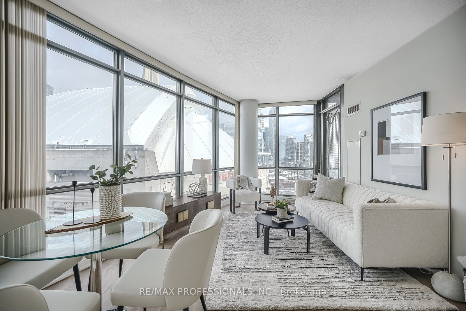 3 Navy Wharf Court 1708, Toronto, ON M5V 3V1 photo 5
