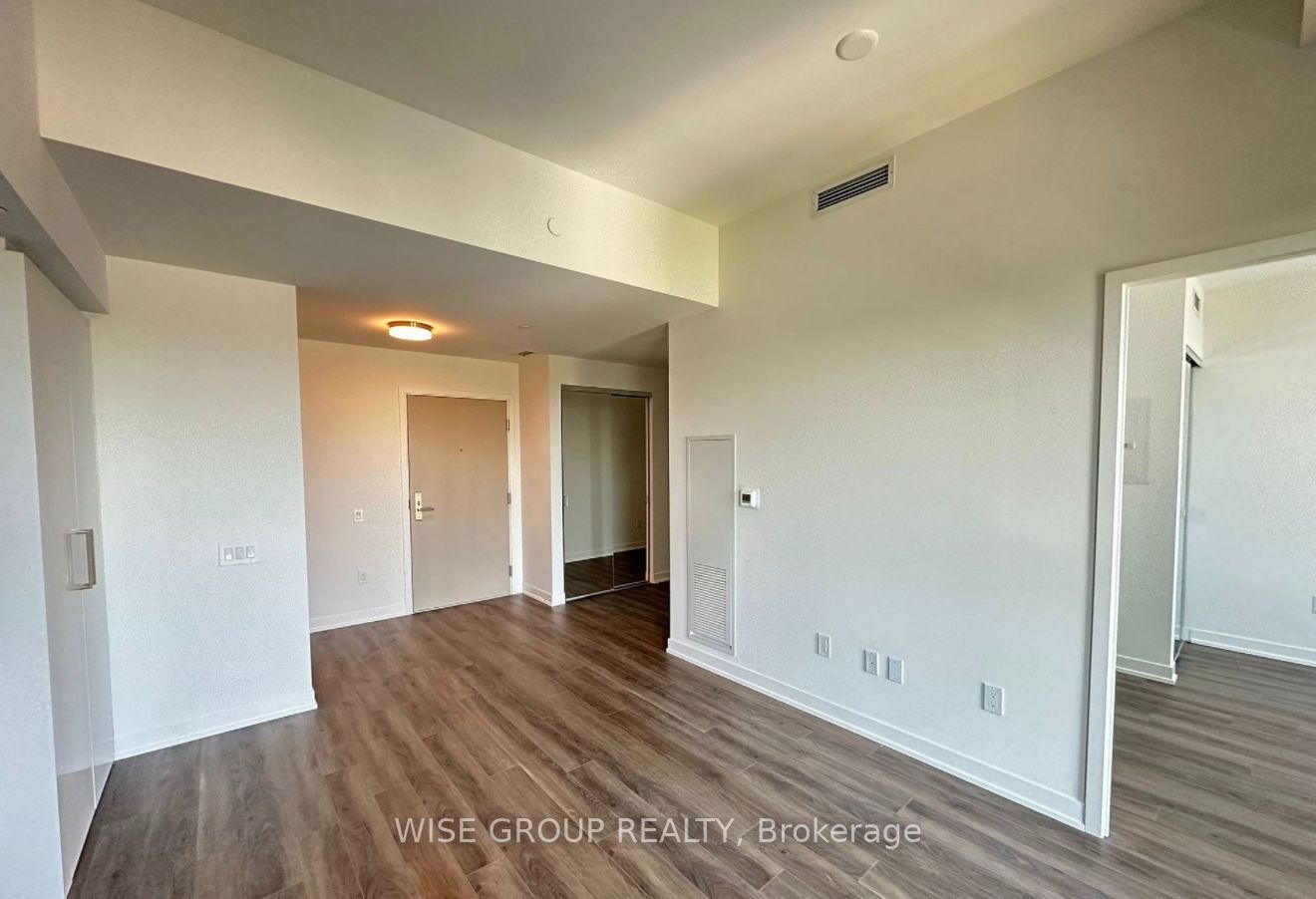 500 Wilson Avenue 1206, Toronto, ON M3H 0E5 photo 3