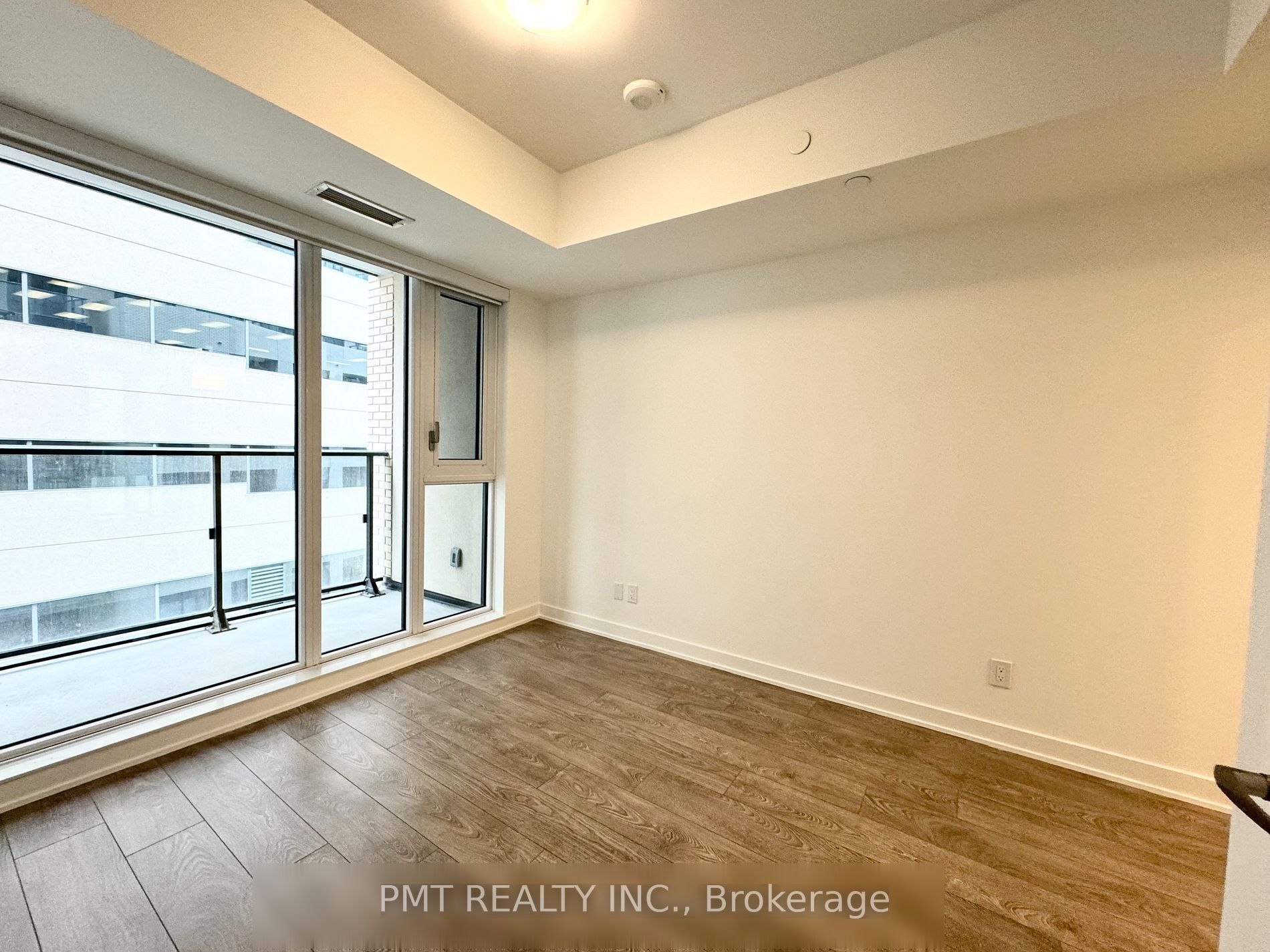 543 Richmond Street W 637, Toronto, ON M5V 0W9 photo 4