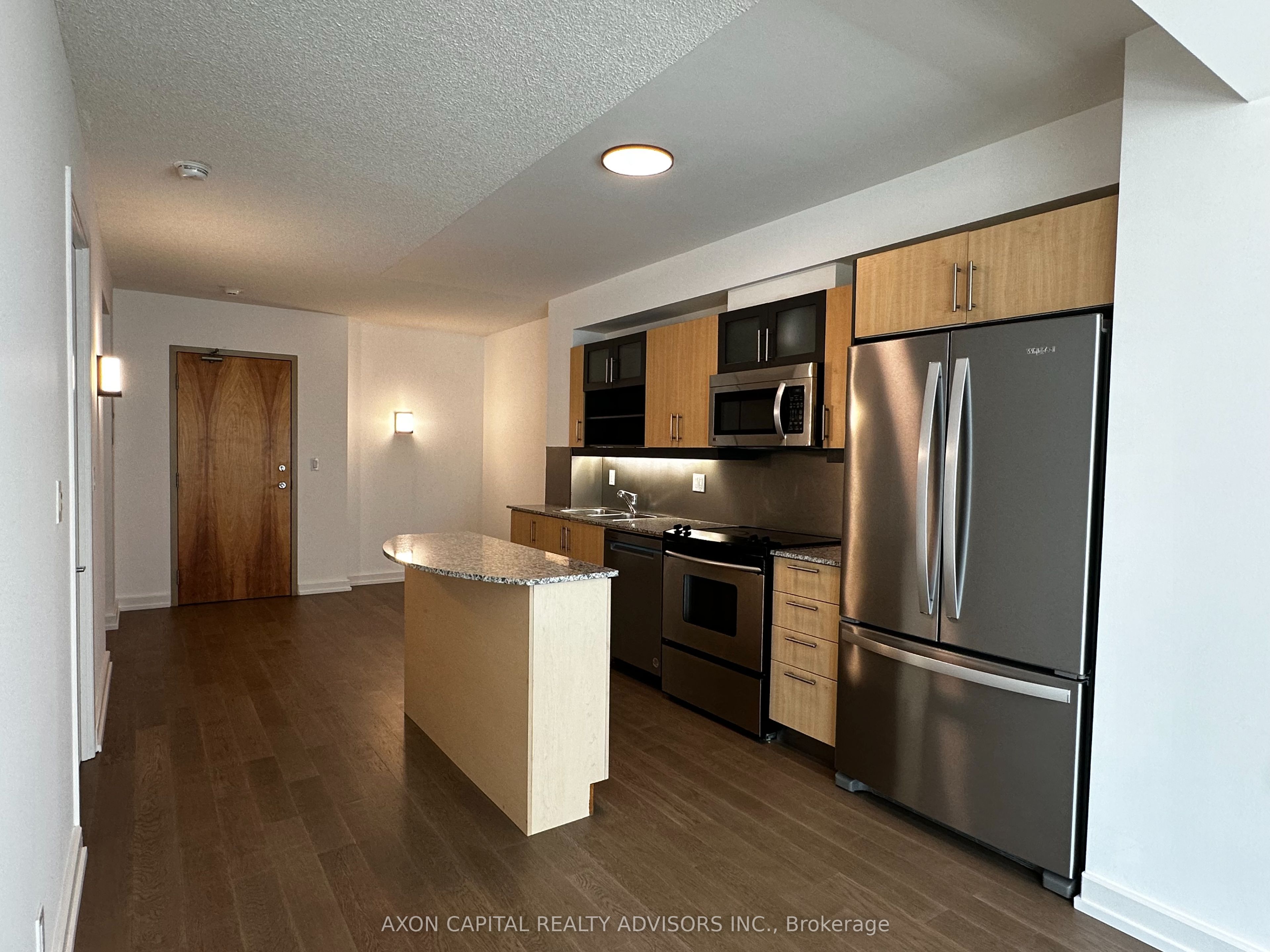 350 Wellington Street W 404, Toronto, ON M5V 3W9