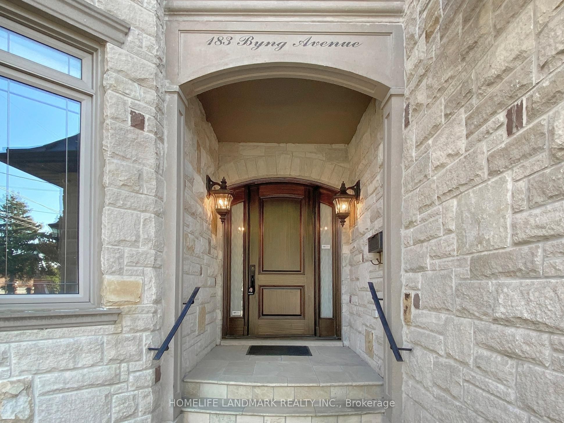 183 Byng Avenue, Toronto, ON M2N 4K8 photo 2