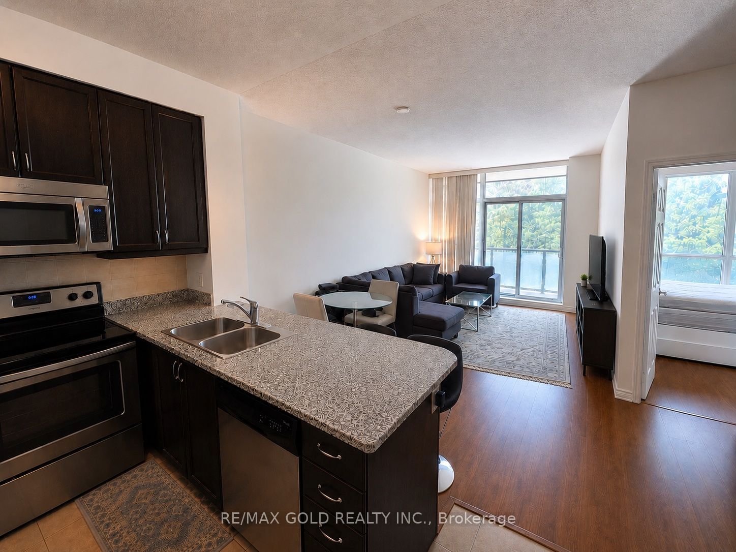 25 Lower Simcoe Street #310, Toronto, ON M5J 3A1 photo 2