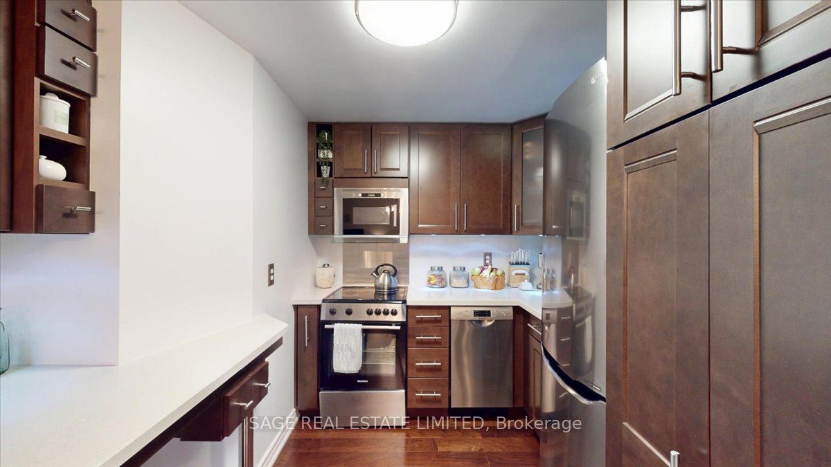 88 Charles Street E 208, Toronto, ON M4Y 2W7 photo 5