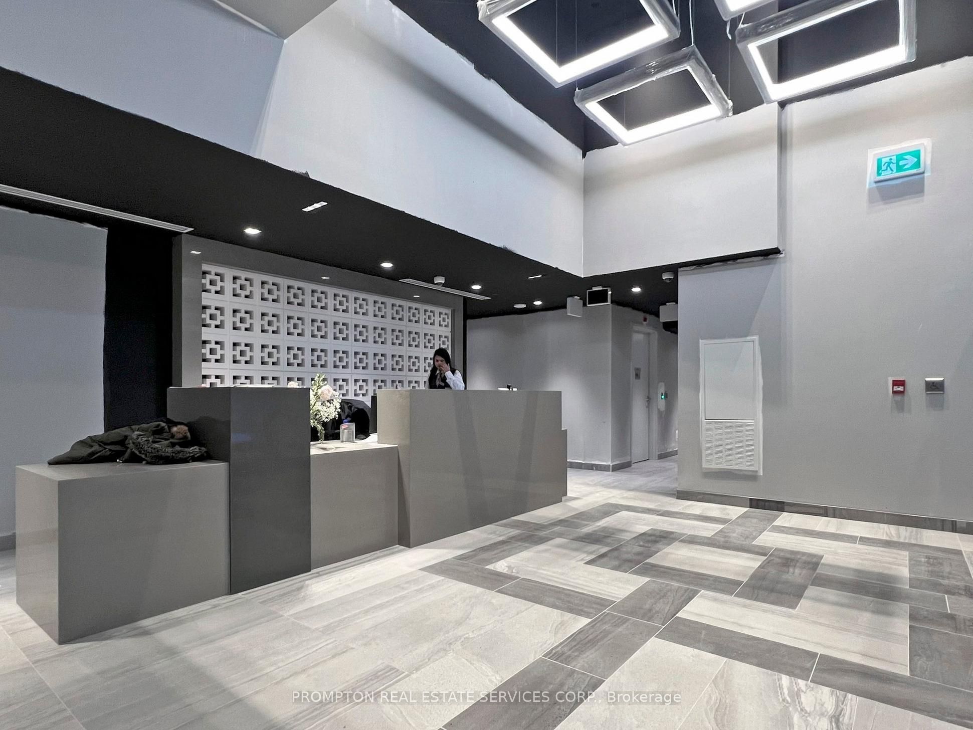 100 Dalhousie Street 2203, Toronto, ON M5B 0C7 photo 3